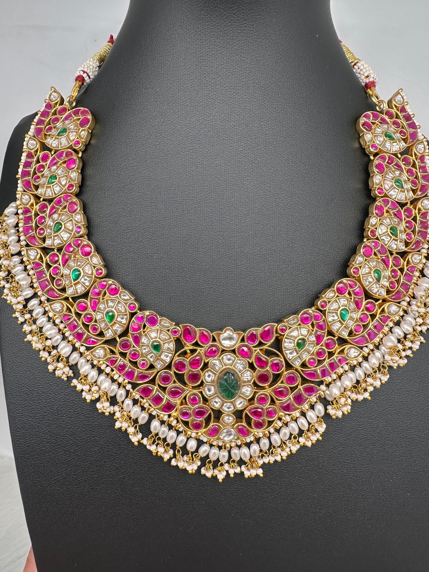 Jadau Kundan Emerald Pearls Short Necklace