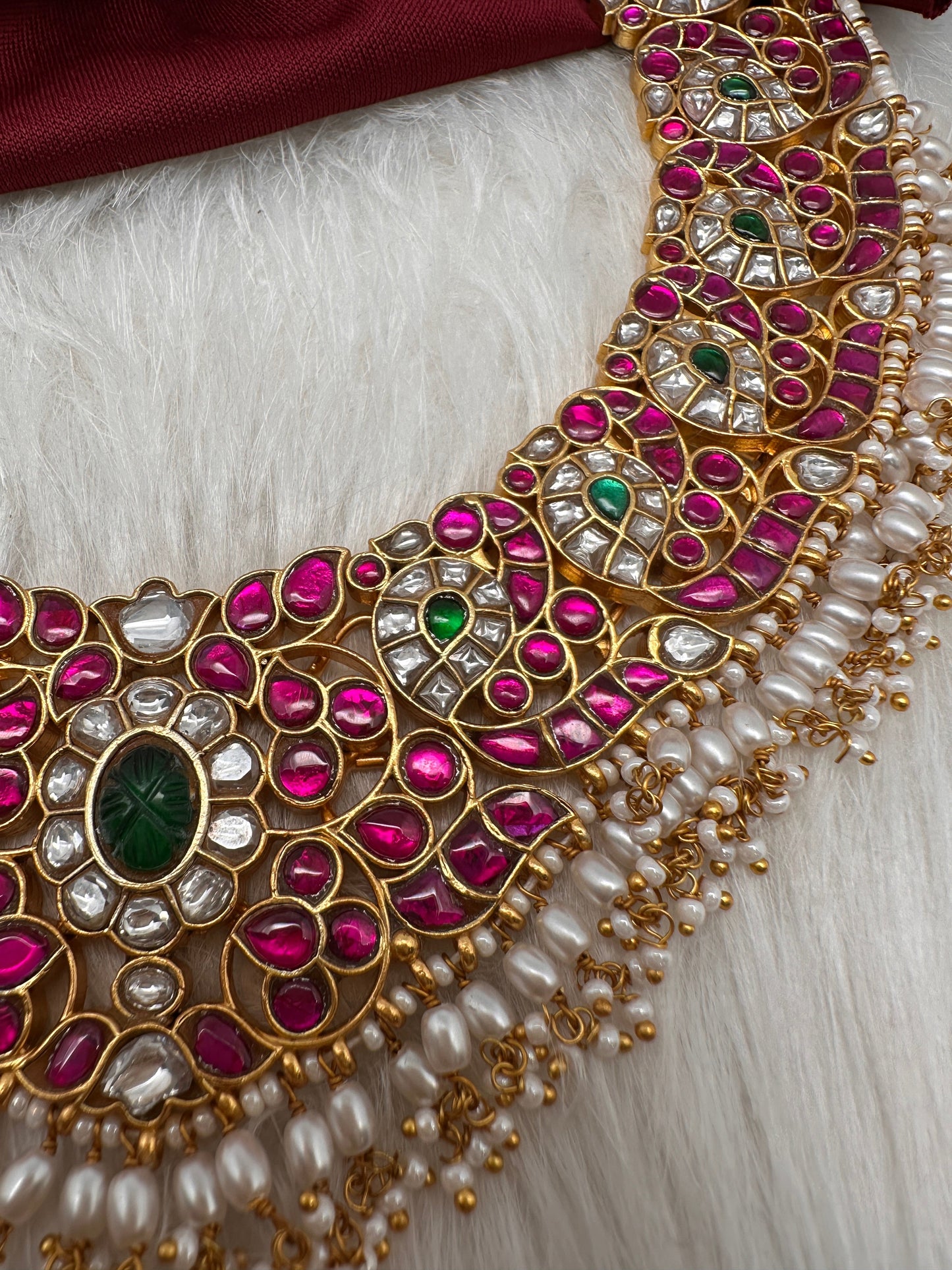 Jadau Kundan Emerald Pearls Short Necklace