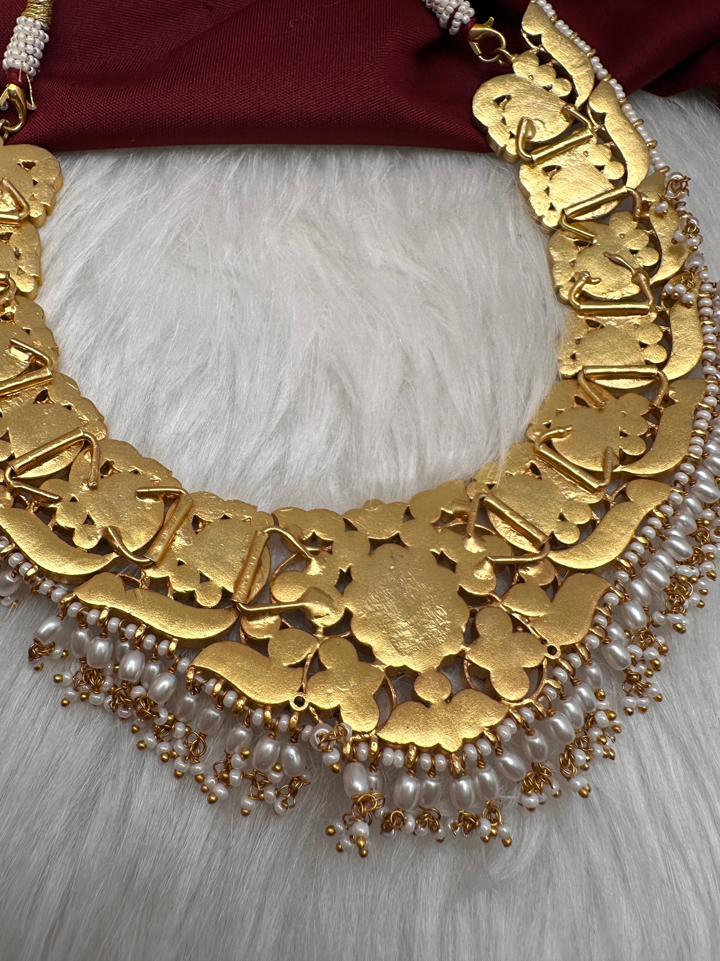 Jadau Kundan Emerald Pearls Short Necklace