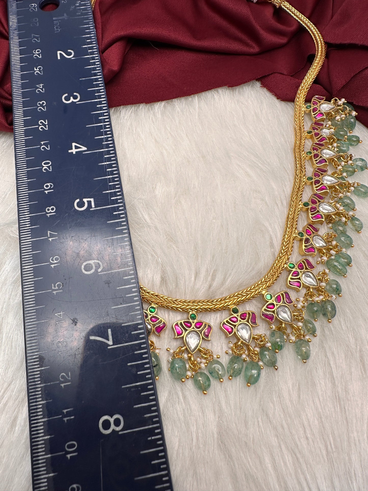 Jadau Kundan Dainty Short Necklace