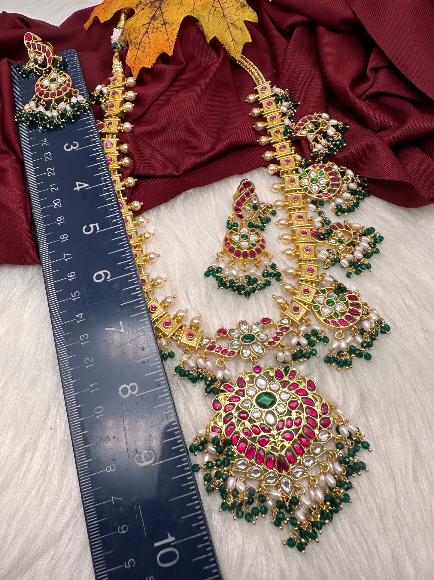 Jadau Kundan Pearls Green Beads Guttapusallu Necklace