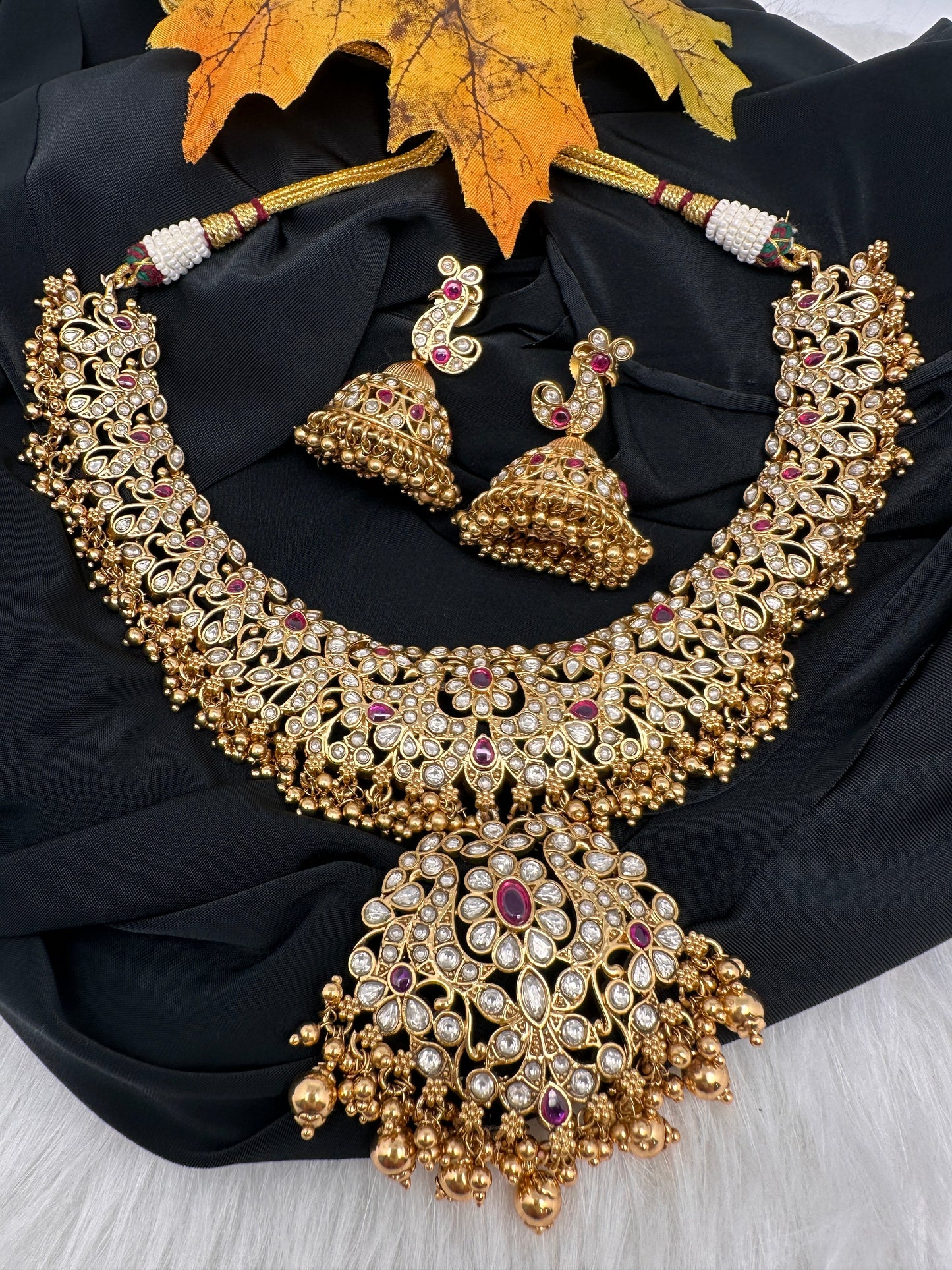 Jadau Kundan white Gold Beads Neckline Necklace