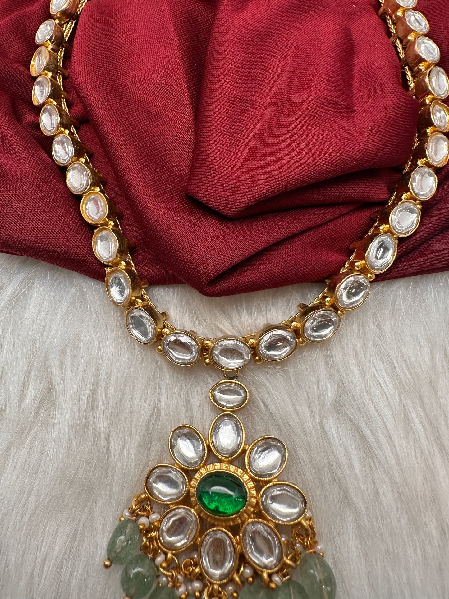 Jadau Kundan Green Potta Stones Short Necklace