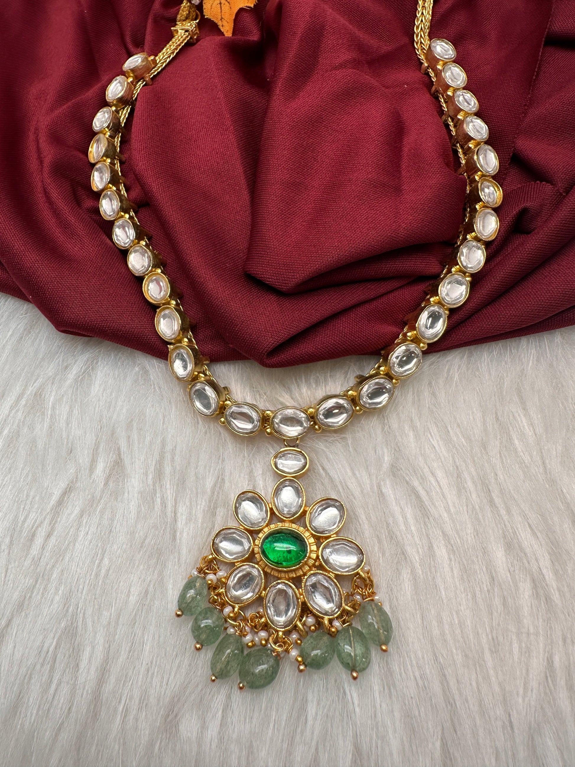 Jadau Kundan Green Potta Stones Short Necklace