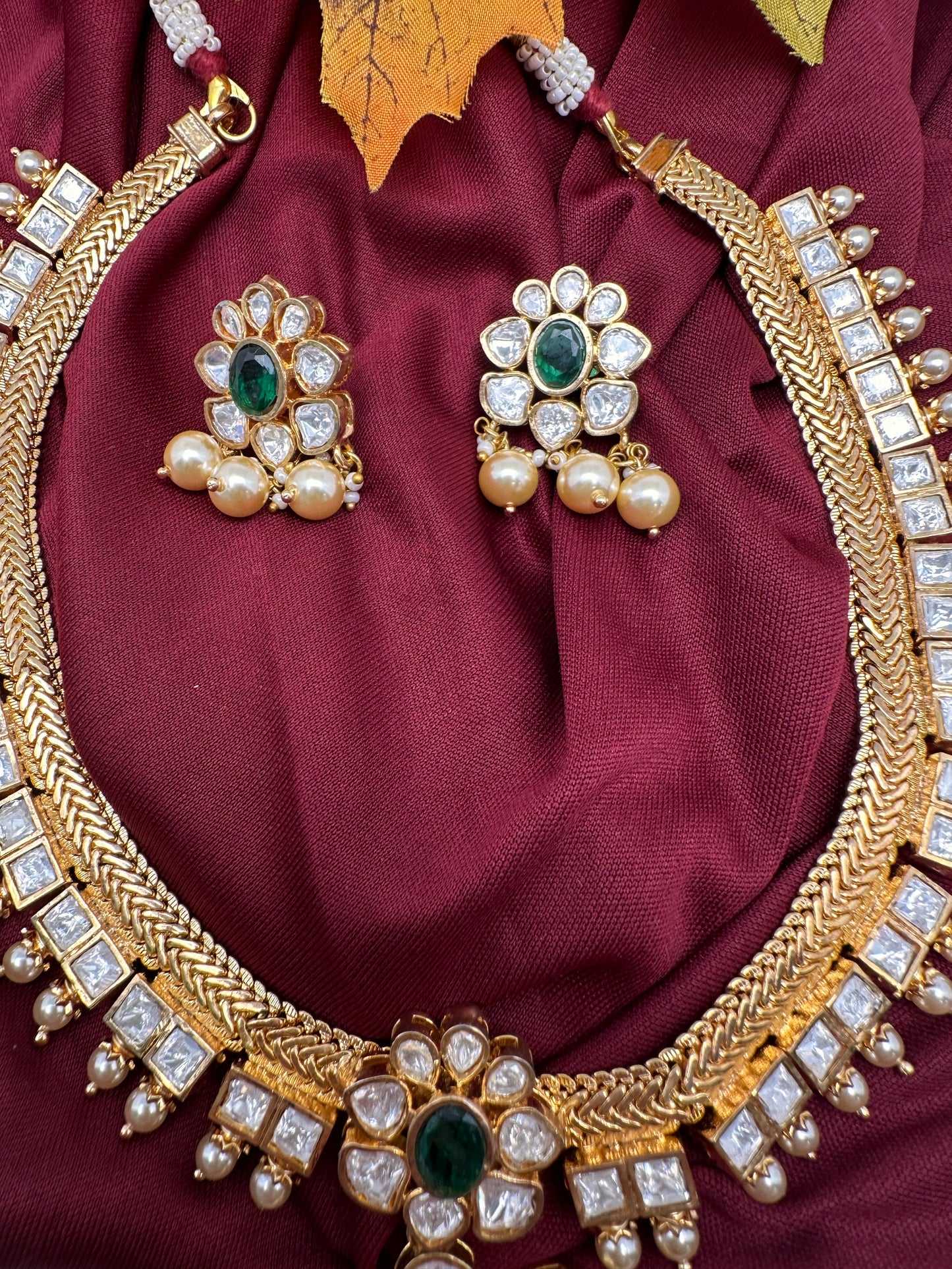 White Clear Green Short Necklace