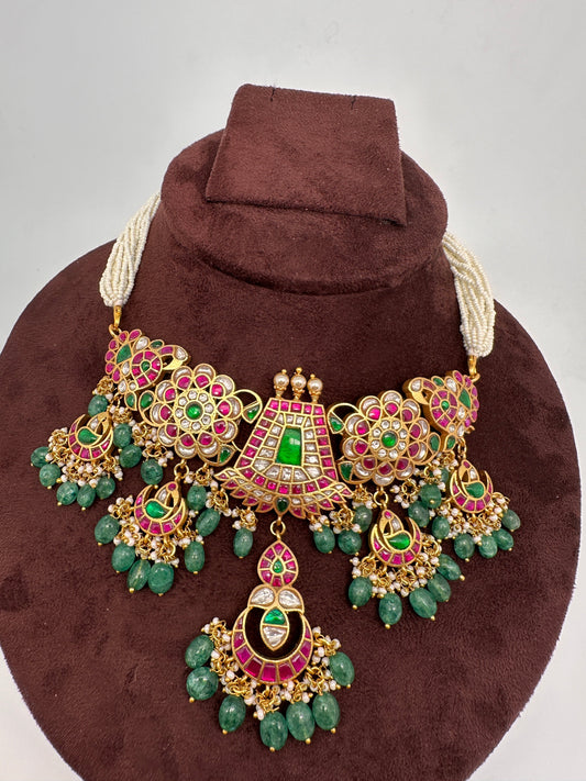 Jadau Kundan Sugar Pearls Short Necklace