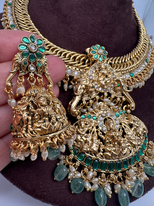 Jalebi Jadau Kundan Goddess Lakshmi Necklace with Detachable Pendent
