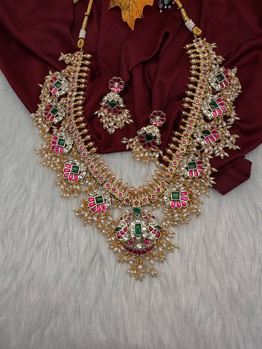 Rice Pearls Jadau Kundan Mid length Guttapusalu Necklace