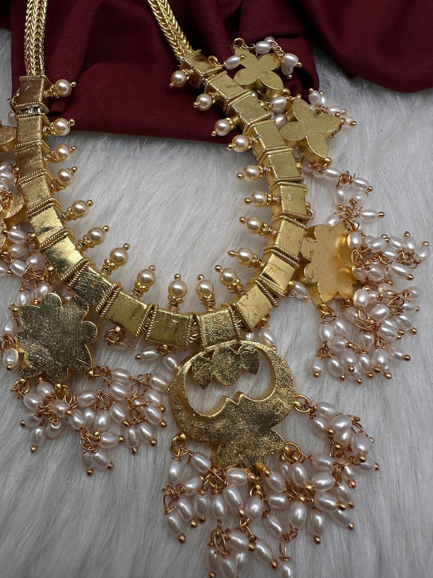 Rice Pearls Jadau Kundan Short Necklace