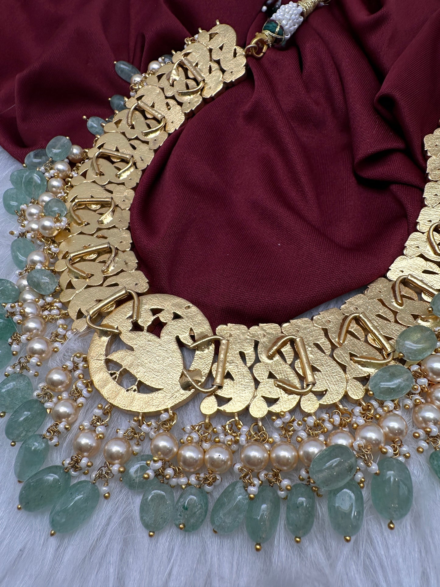 Peacock Broad Neckline Jadau Kundan Short Necklace