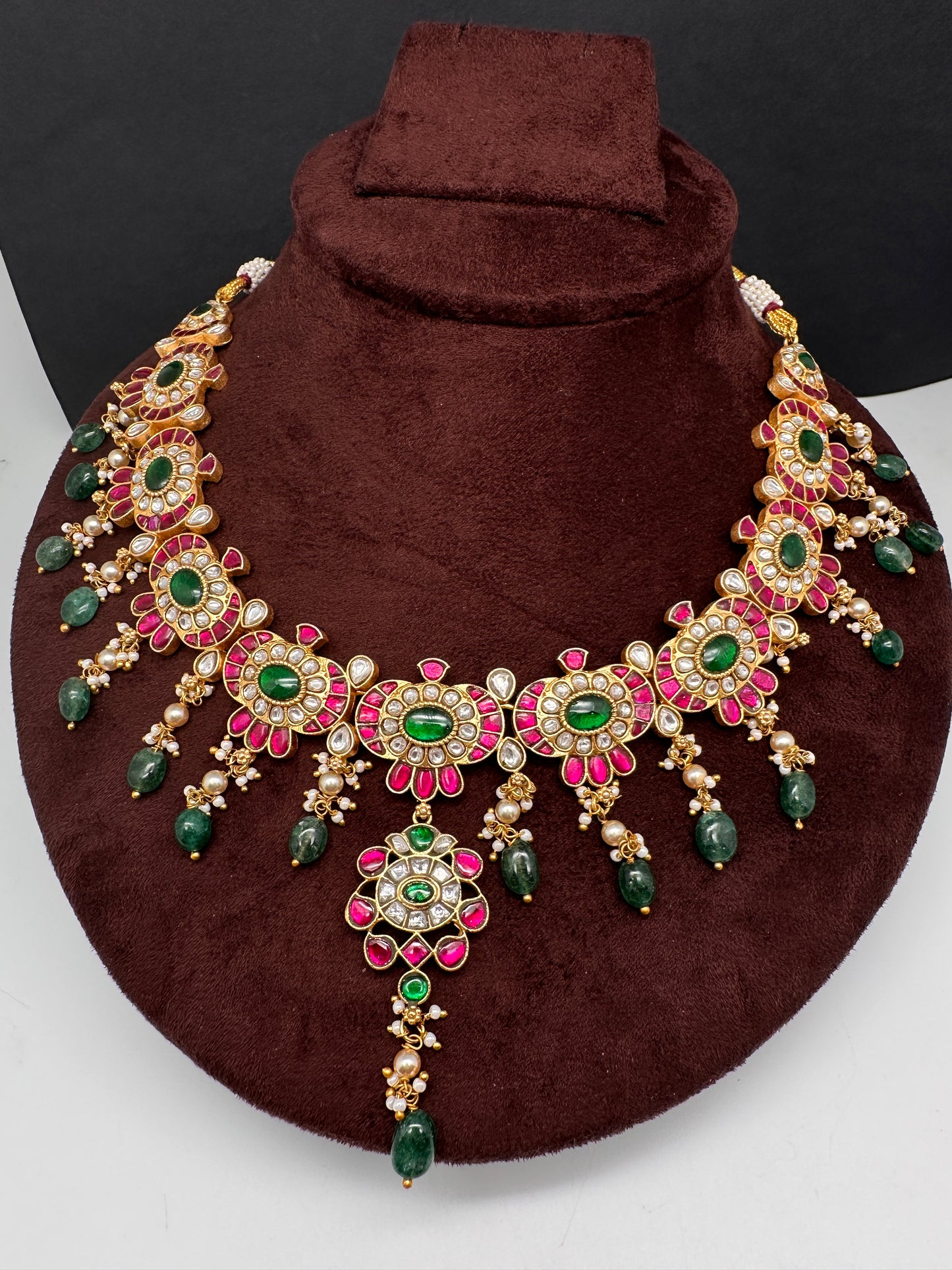 Jadau Kundan Neckline Necklace with Emerald Beads - 