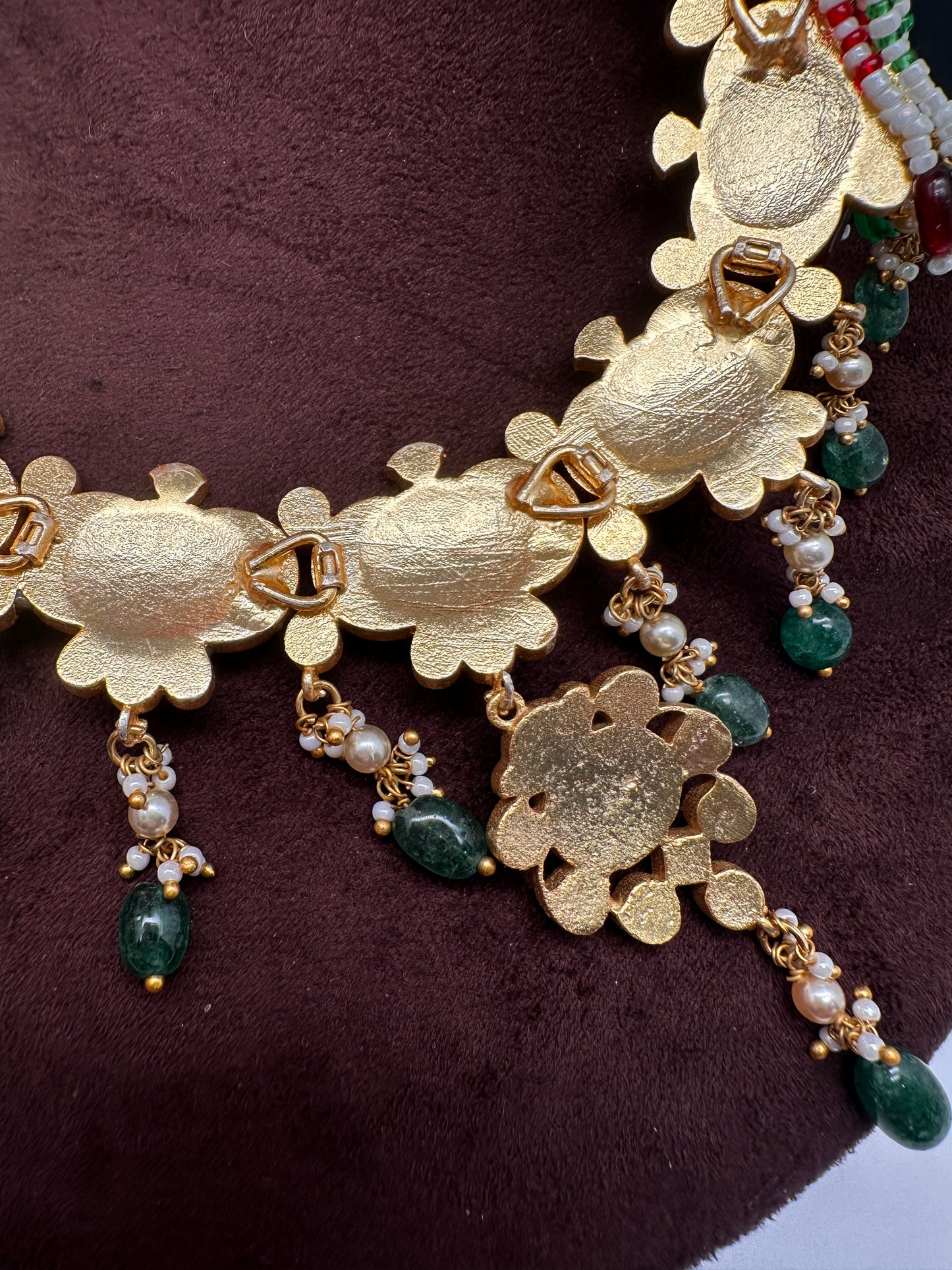 Jadau Kundan Neckline Necklace with Emerald Beads - 