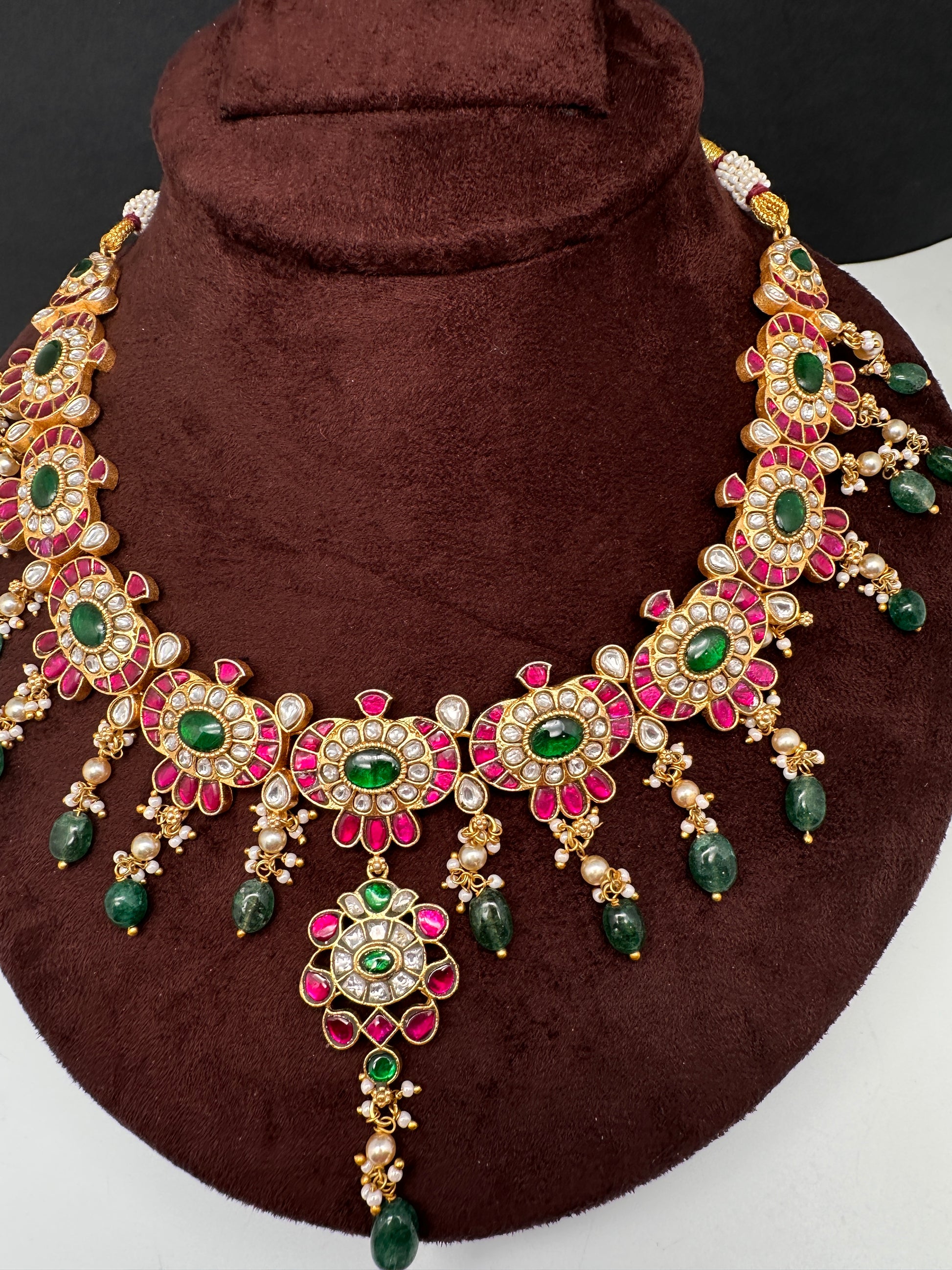 Jadau Kundan Neckline Necklace with Emerald Beads - 