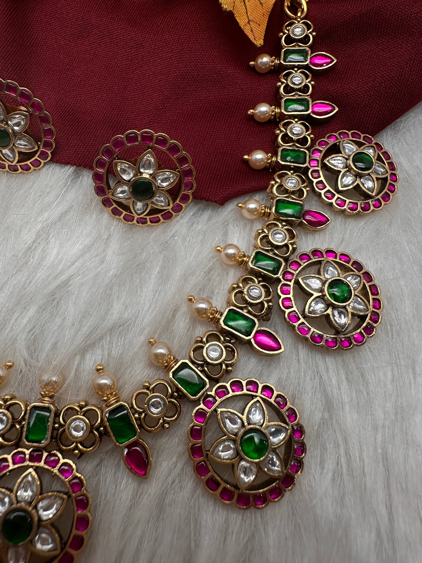 Jadau Kundan Neckline Bottu Necklace with Stud Earrings - 