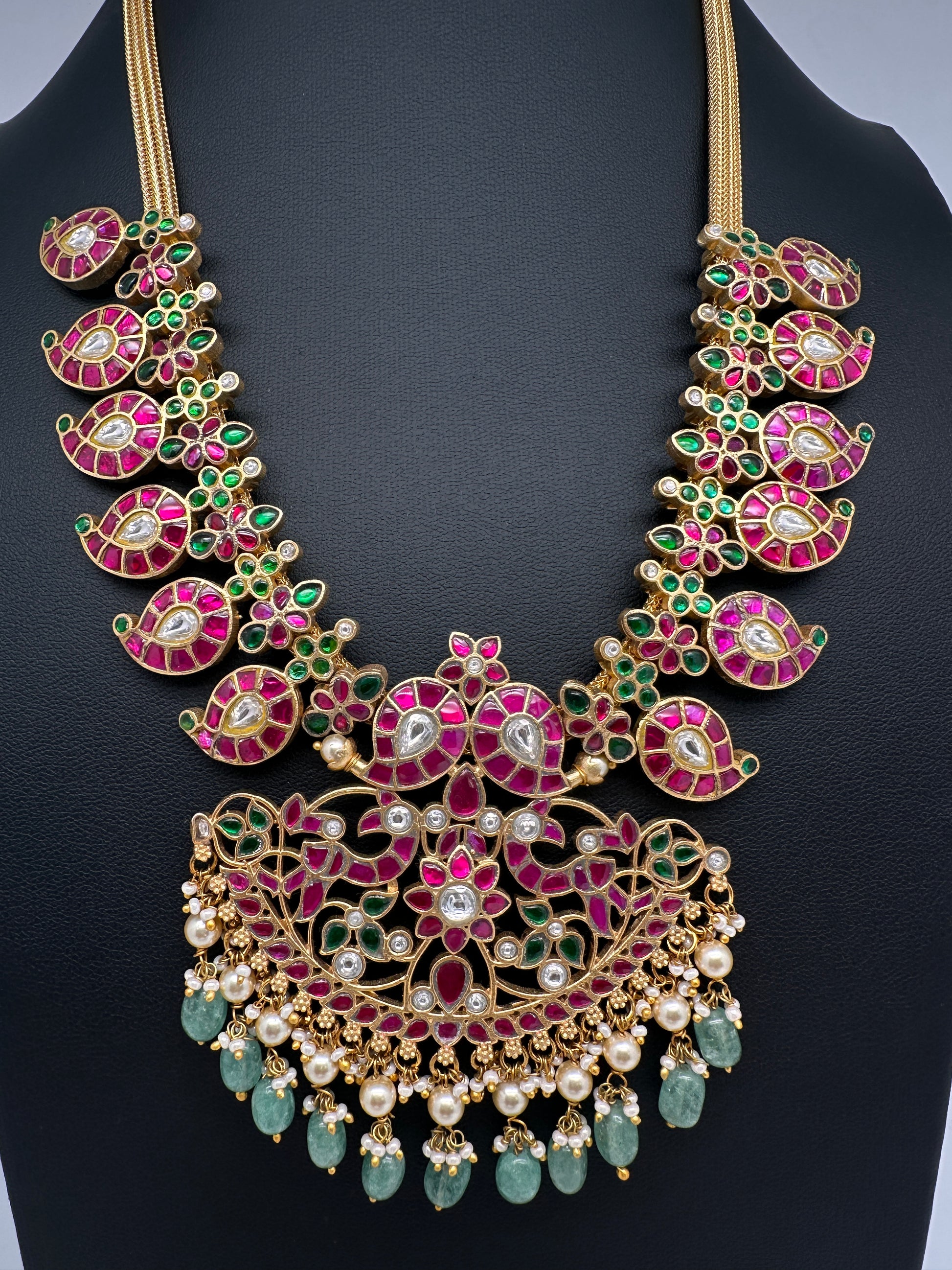 Jadau Kundan Mango Necklace with Green Emerald Beads - 