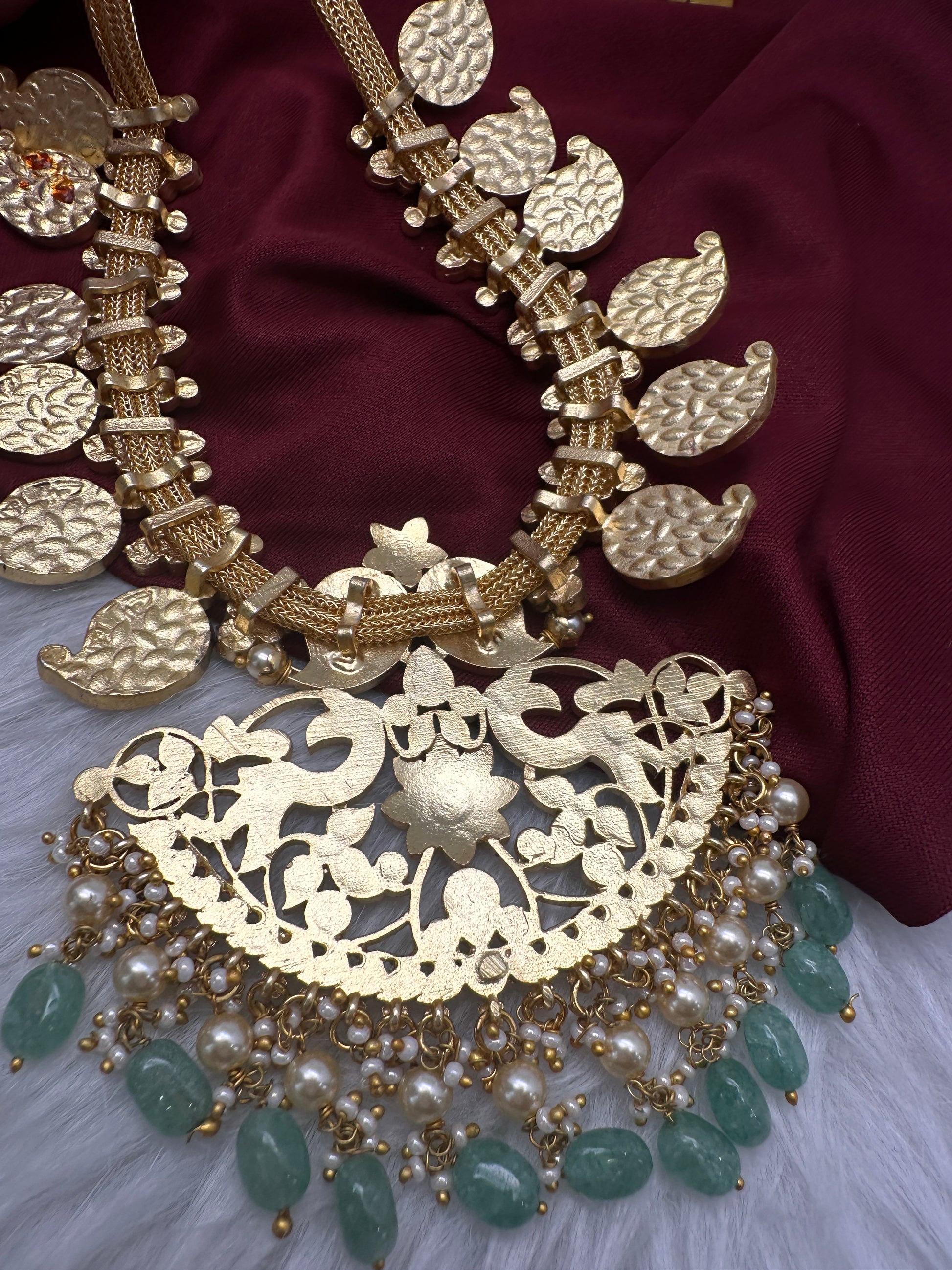 Jadau Kundan Mango Necklace with Green Emerald Beads - 