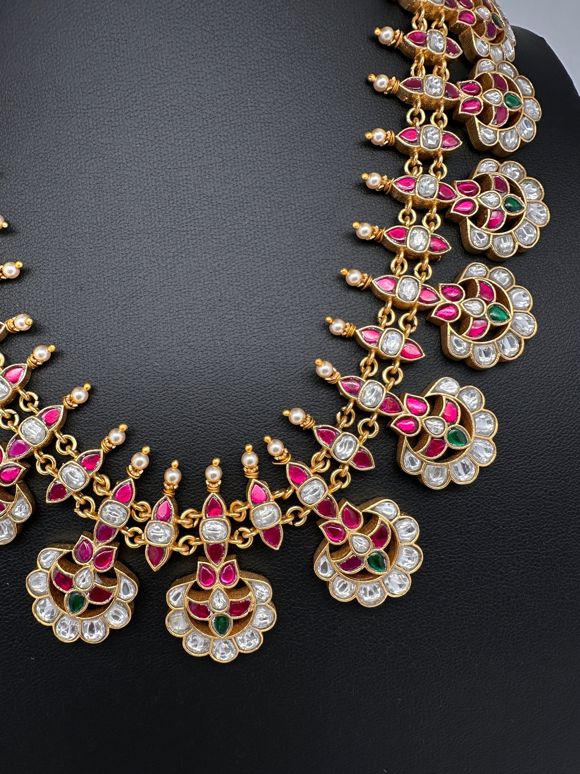 Jadau Kundan Floral Necklace - 