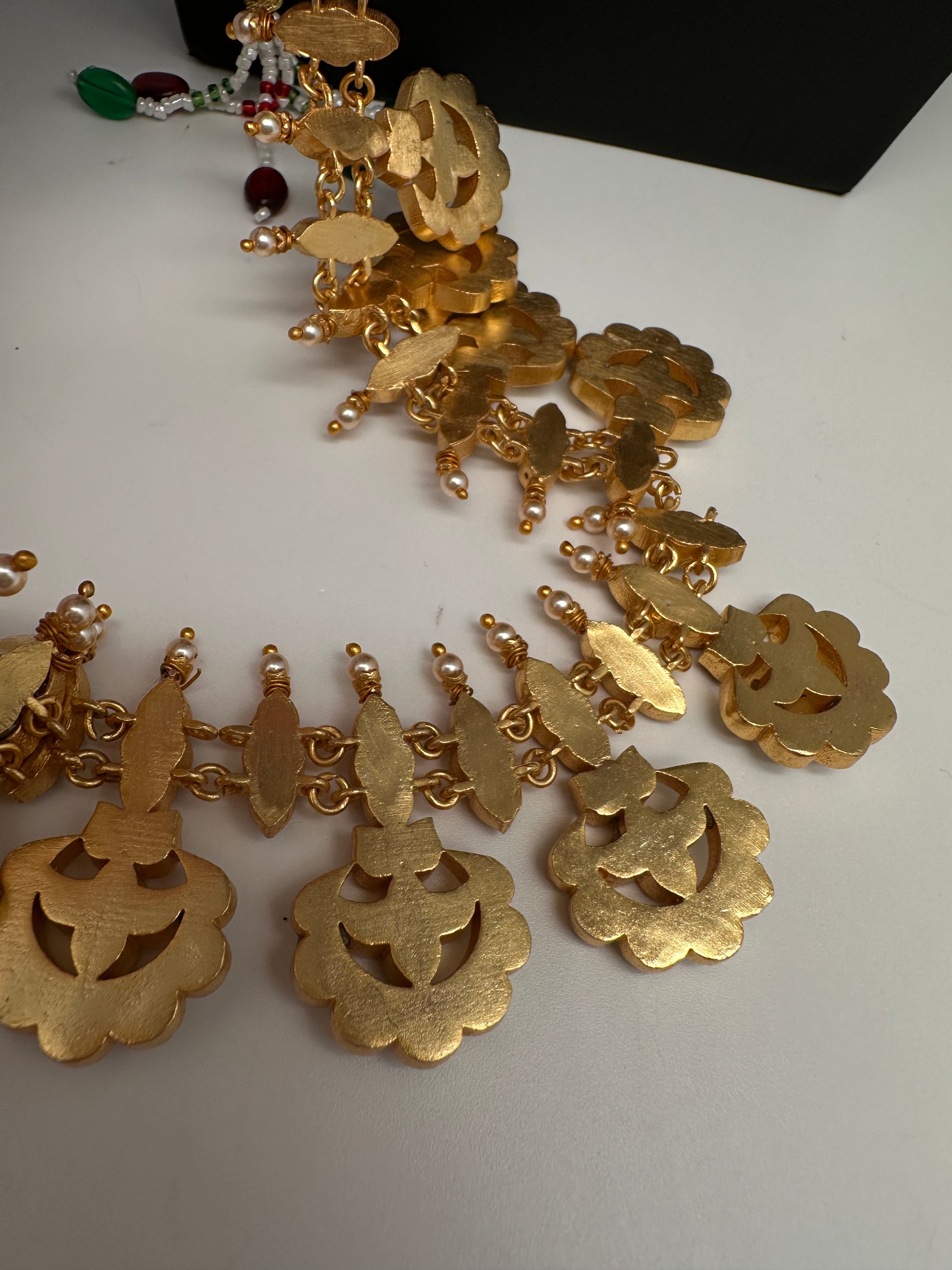 Jadau Kundan Floral Necklace - 