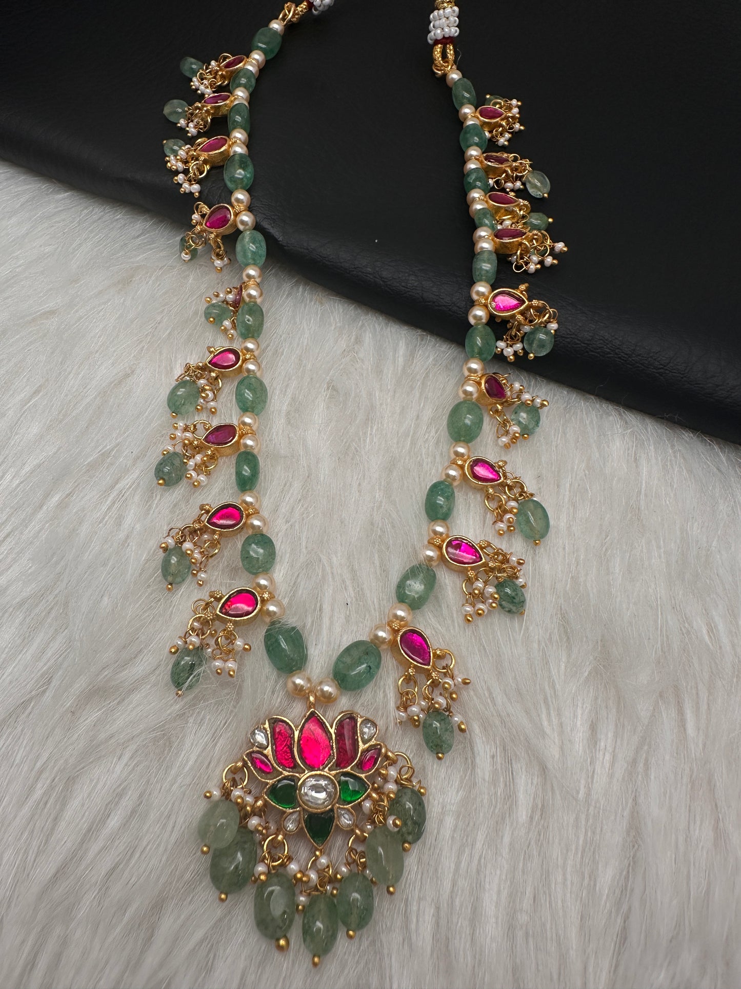 Jadau Kundan Lotus Emerald Beads and Pearls Short Necklace - 