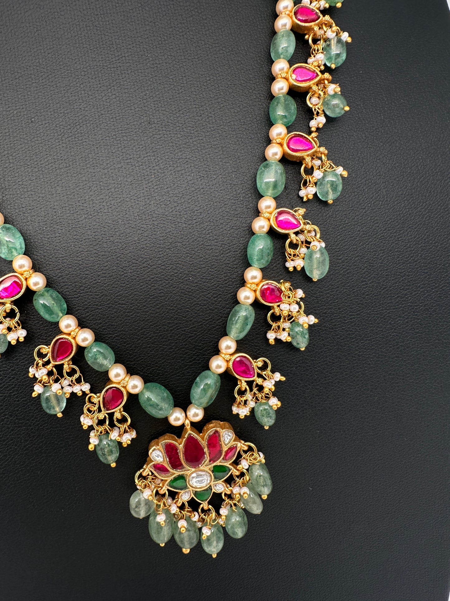 Jadau Kundan Lotus Emerald Beads and Pearls Short Necklace - 