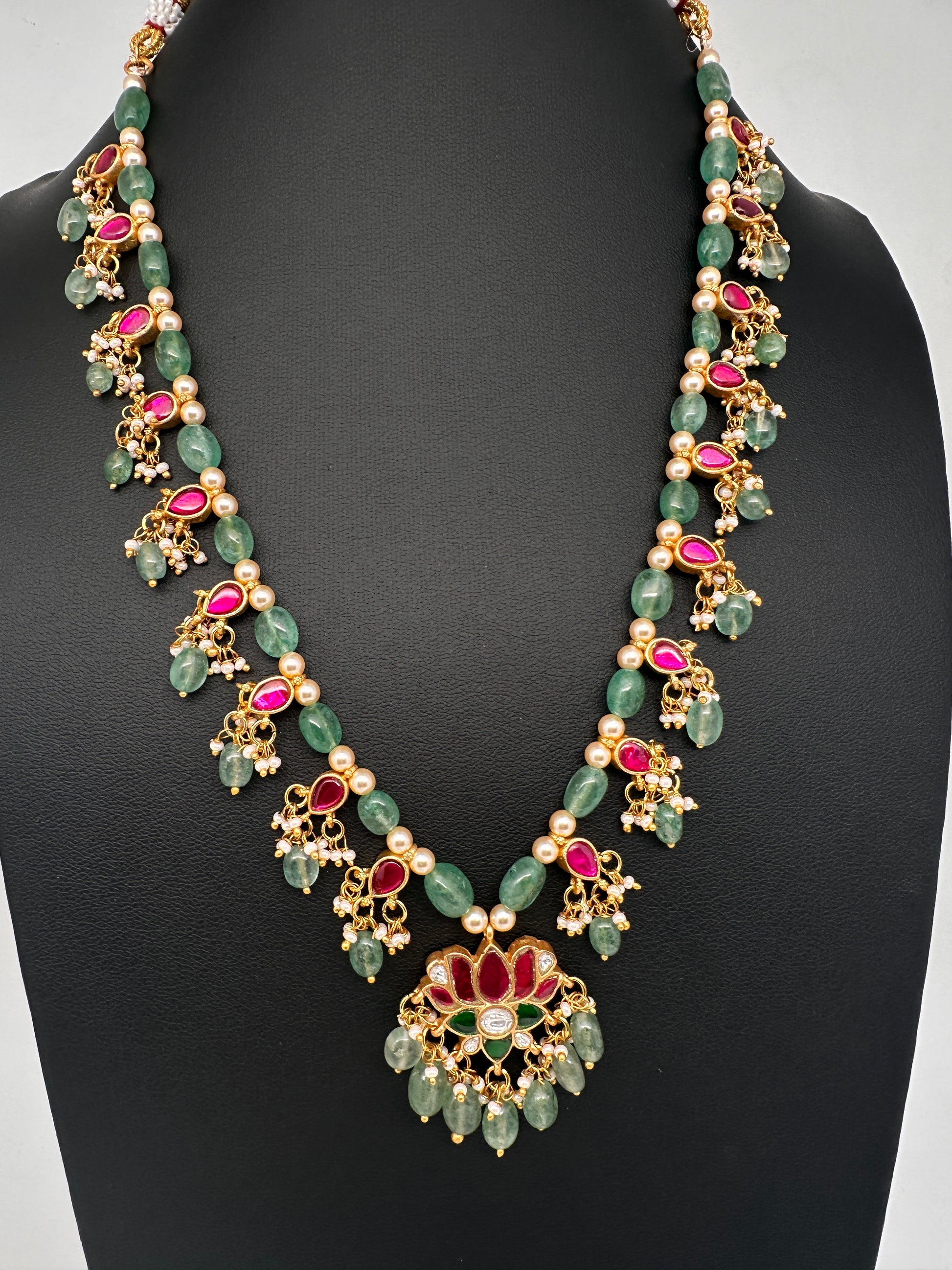 Jadau Kundan Lotus Emerald Beads and Pearls Short Necklace - 