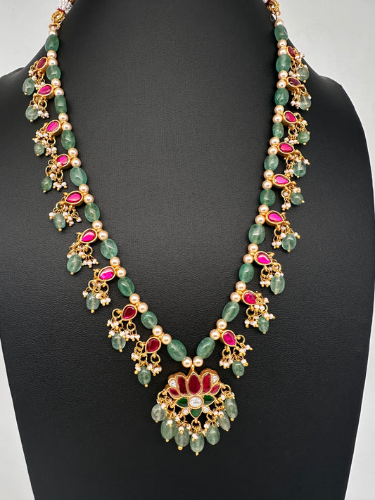 Jadau Kundan Lotus Emerald Beads and Pearls Short Necklace - 