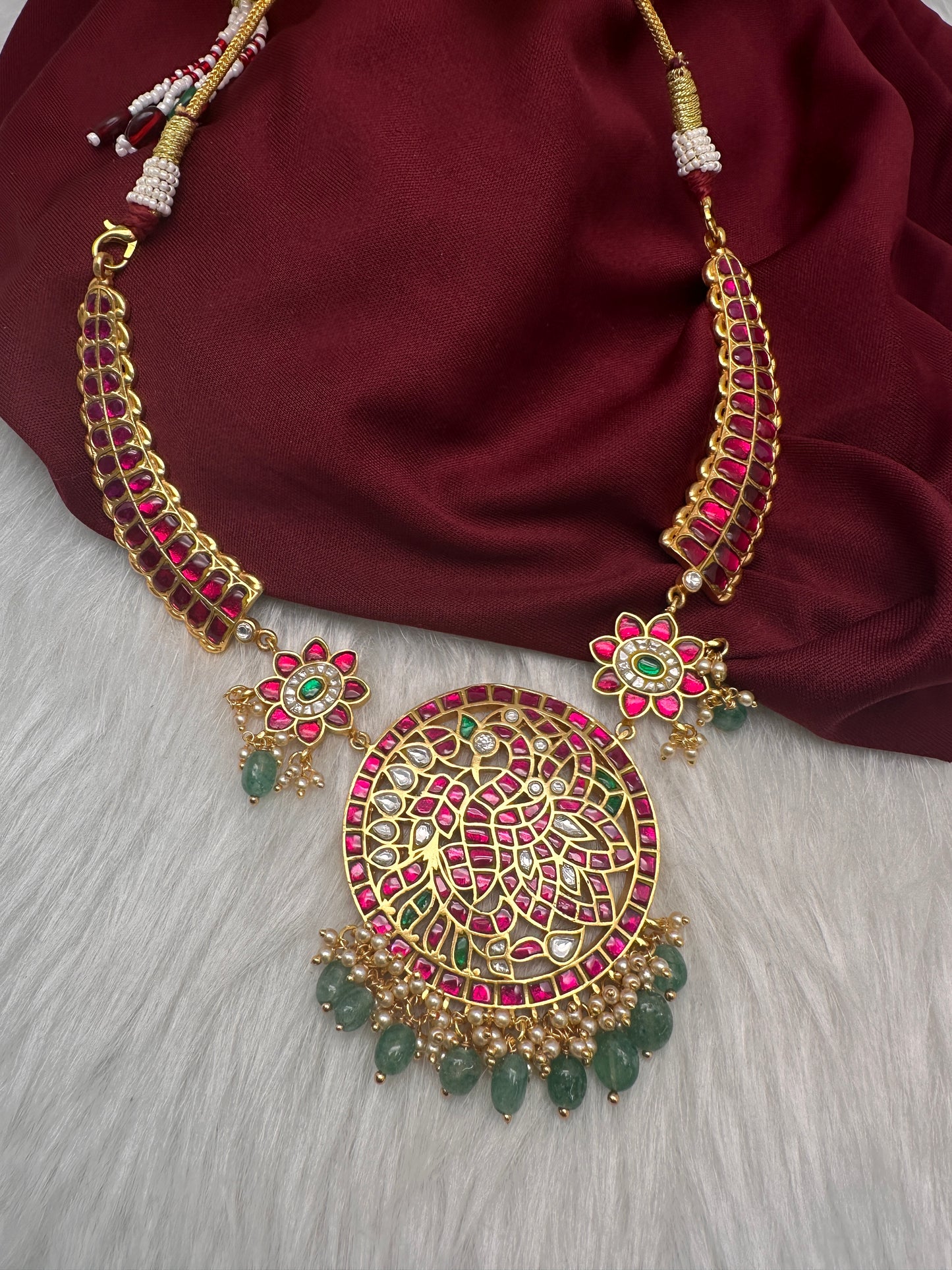 Jadau Kundan Red Short Necklace with Emerald Beads and Pearls - 