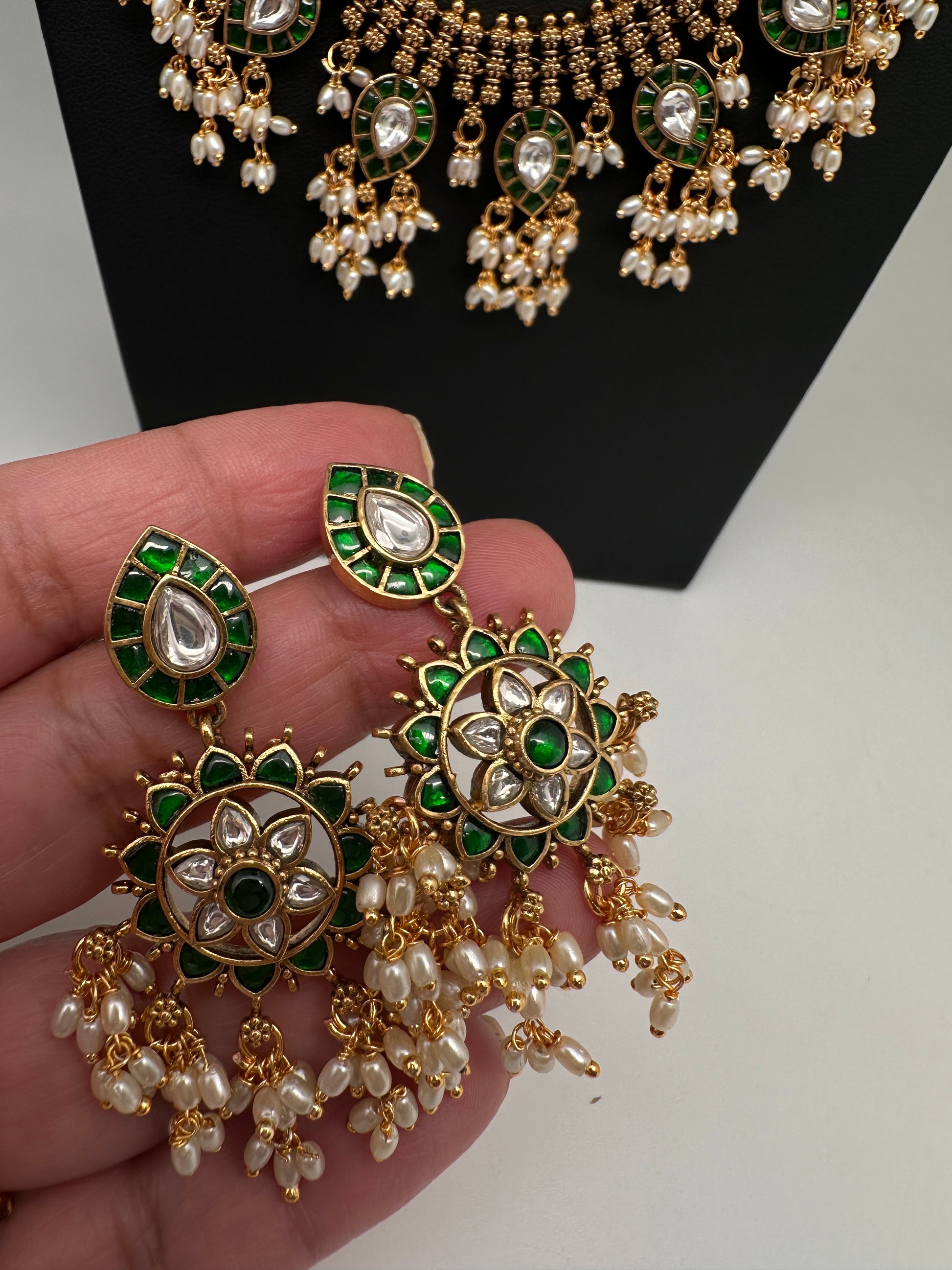 Jadau Kundan Green Potta Stones Long  Guttapusalu Rice Pearls Matte Antique Necklace - 