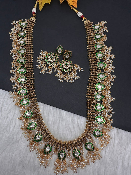 Jadau Kundan Green Potta Stones Long  Guttapusalu Rice Pearls Matte Antique Necklace - 