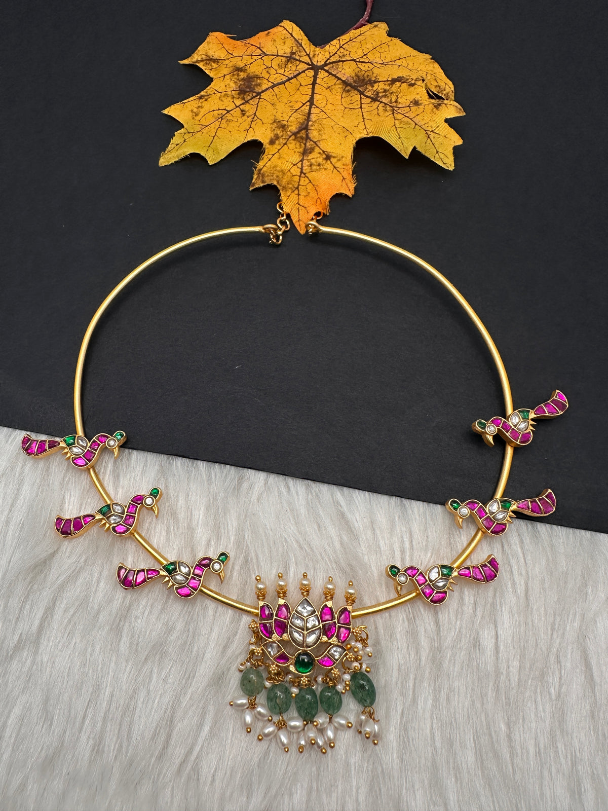 Jadau Kundan Floral Peacock Hasli Short Necklace - 