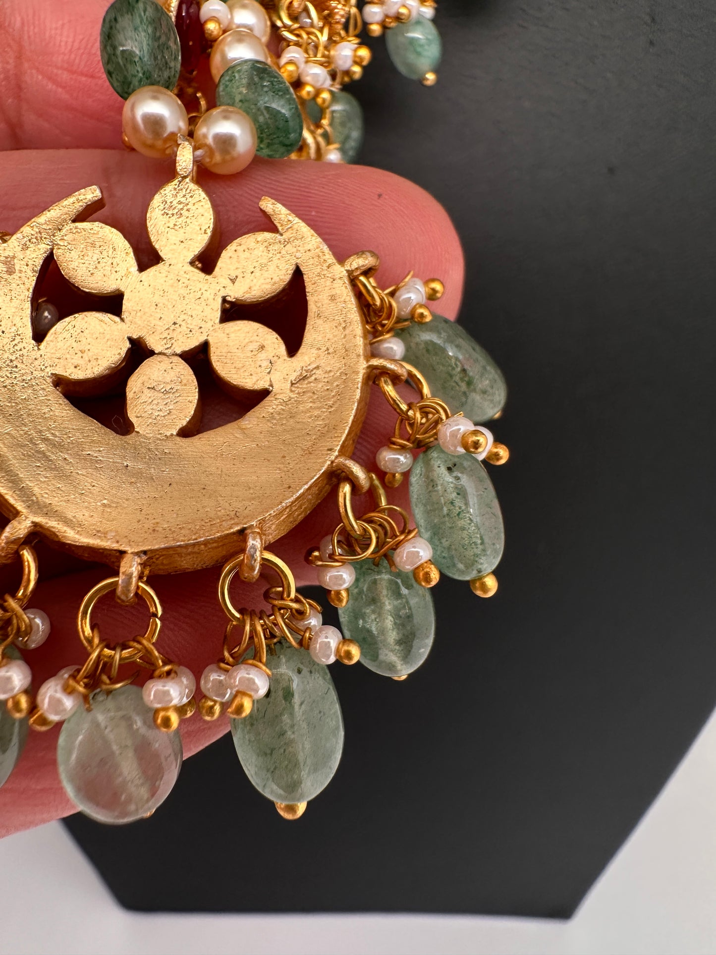 Jadau Kundan Floral Emerald Beads and Pearls Short Necklace - 