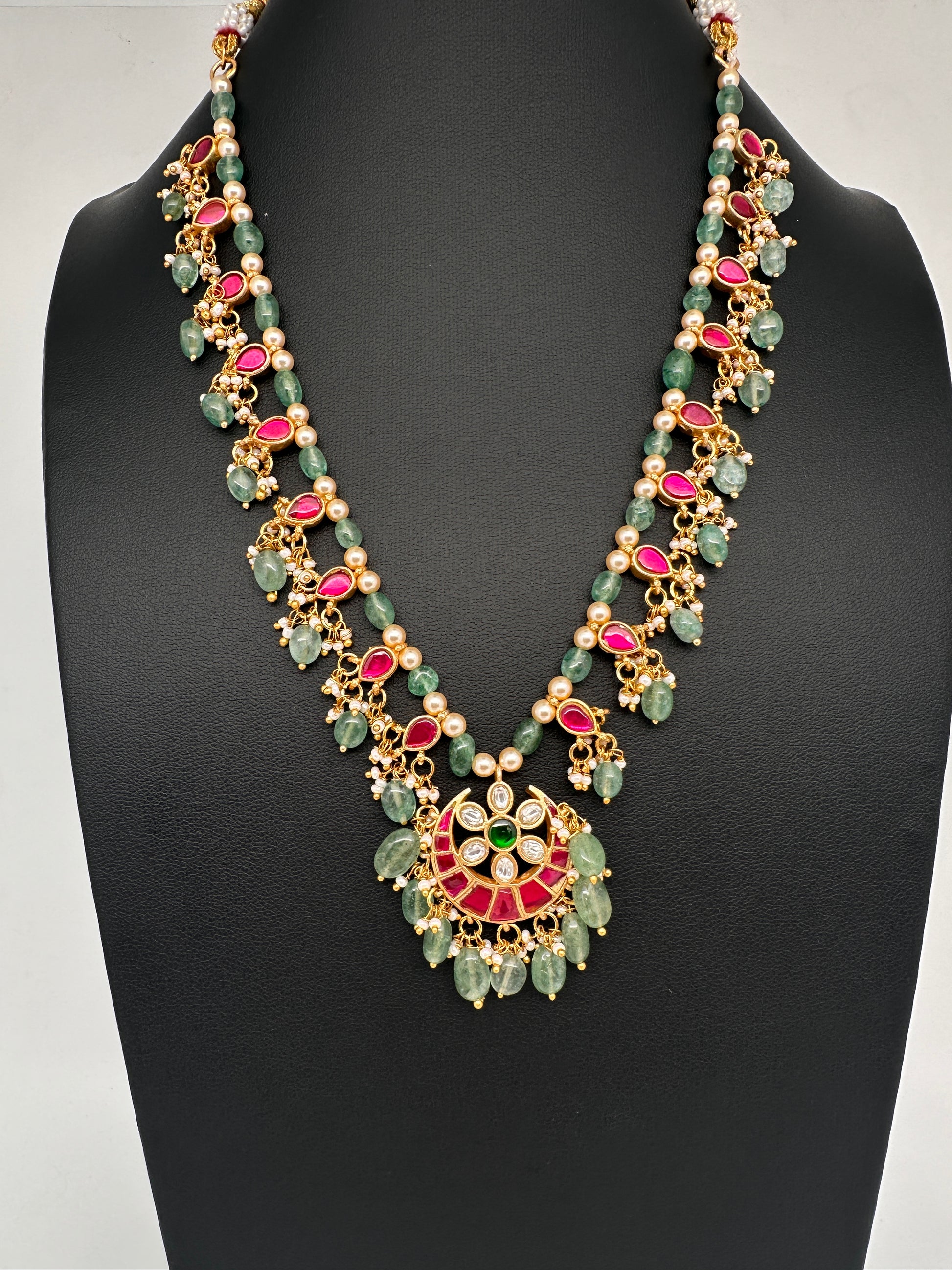 Jadau Kundan Floral Emerald Beads and Pearls Short Necklace - 