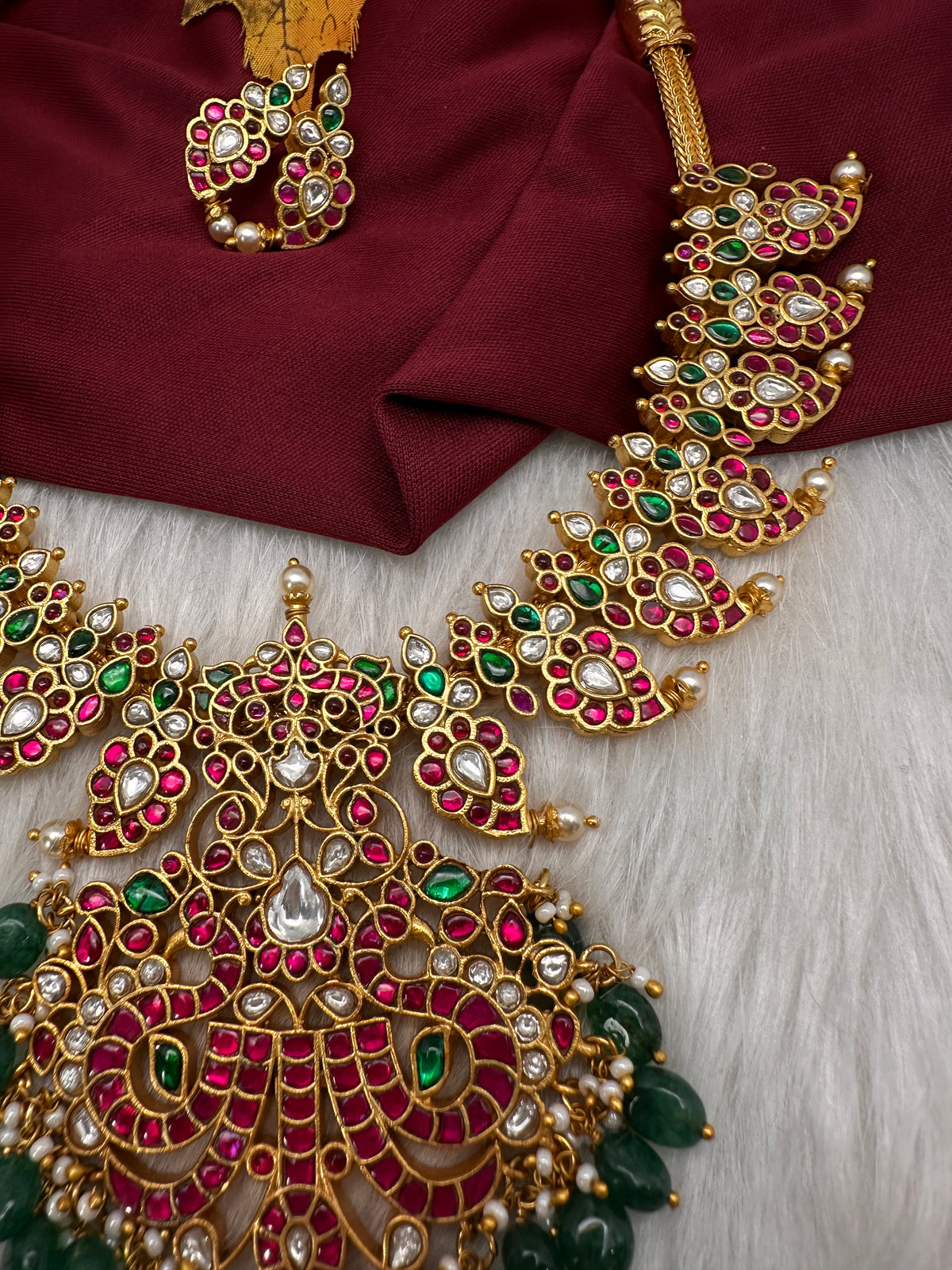 Jadau Kundan Mango Short Necklace with Stud Earrings - 