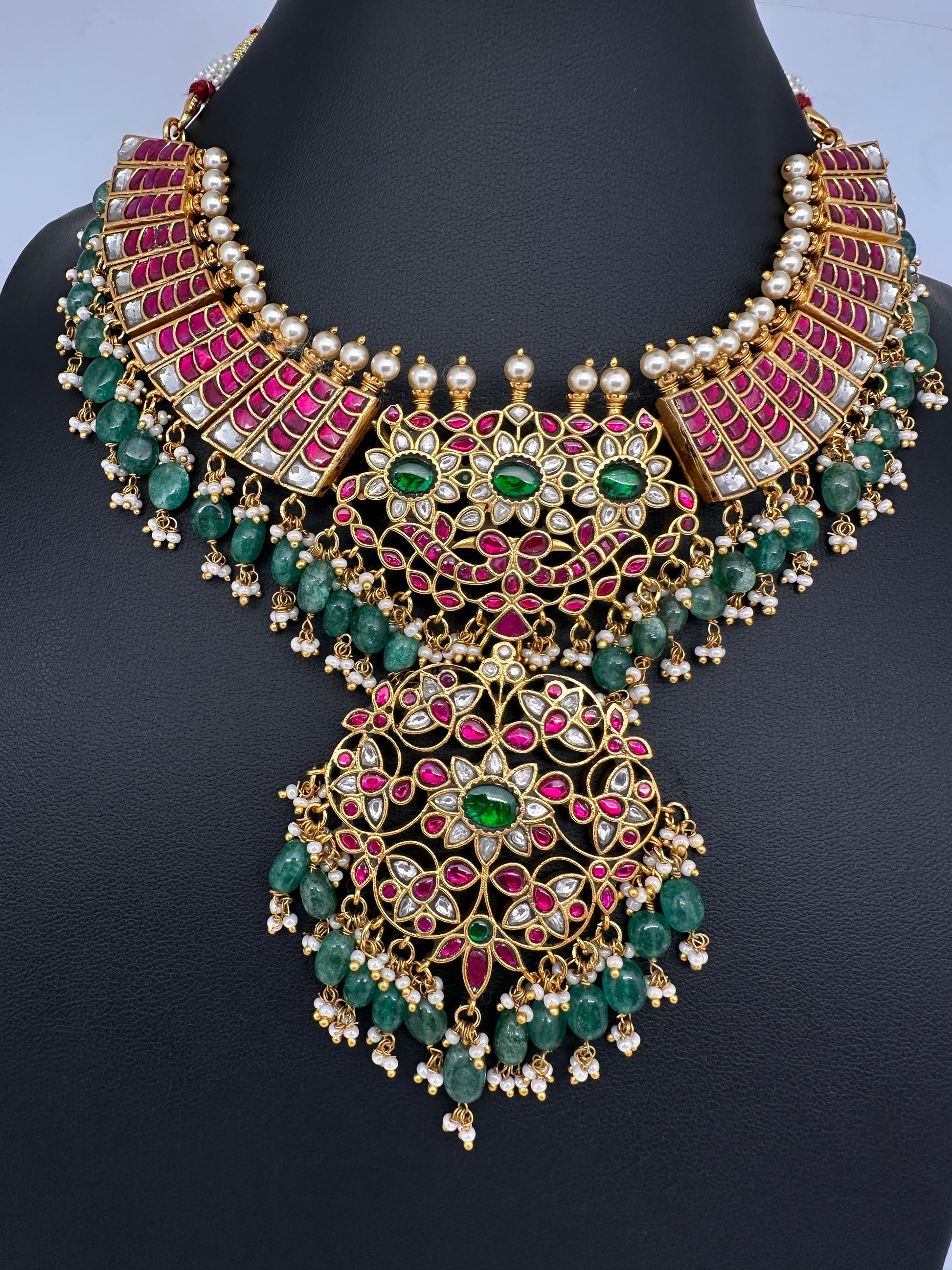 Jadau Kundan Neckline Necklace with Emerald Beads - 