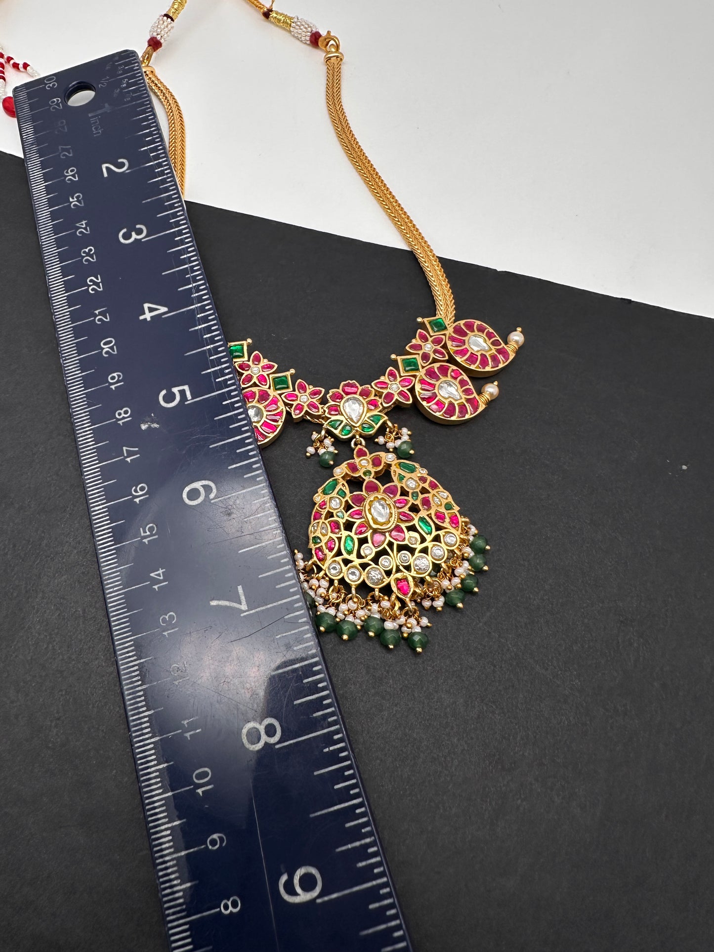 Jadau Kundan Chain Dainty Short Necklace - 