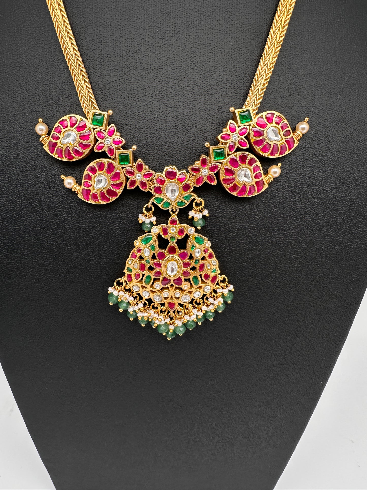 Jadau Kundan Chain Dainty Short Necklace - 