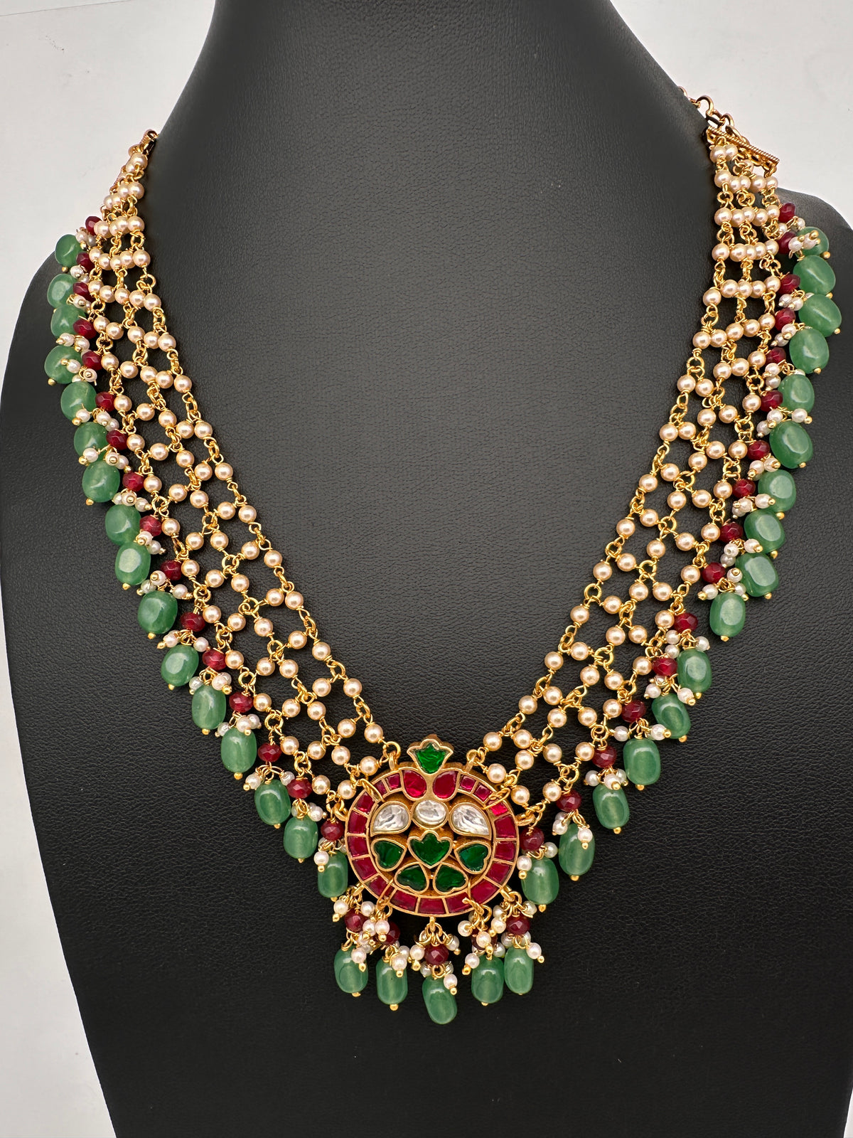 Jadau Kundan Pearl Short Necklace with Emerald Beads - JA000340
