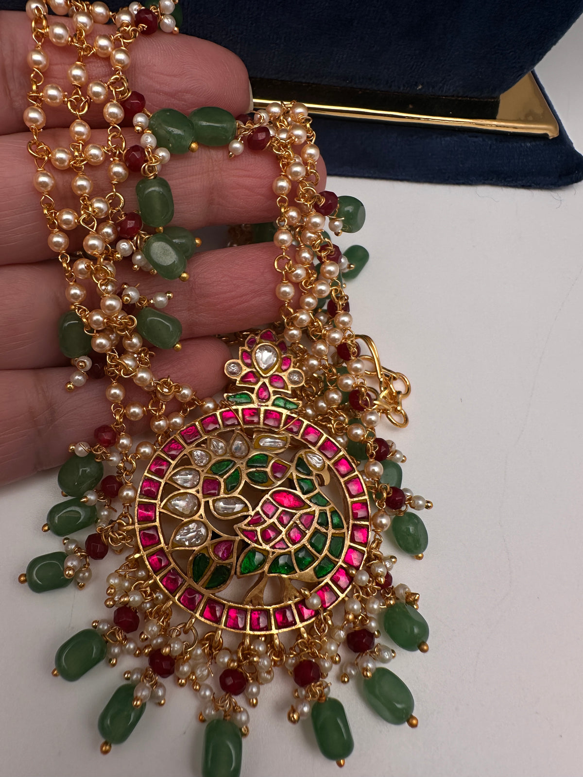 Jadau Kundan Pearls Short Necklace - JA000346