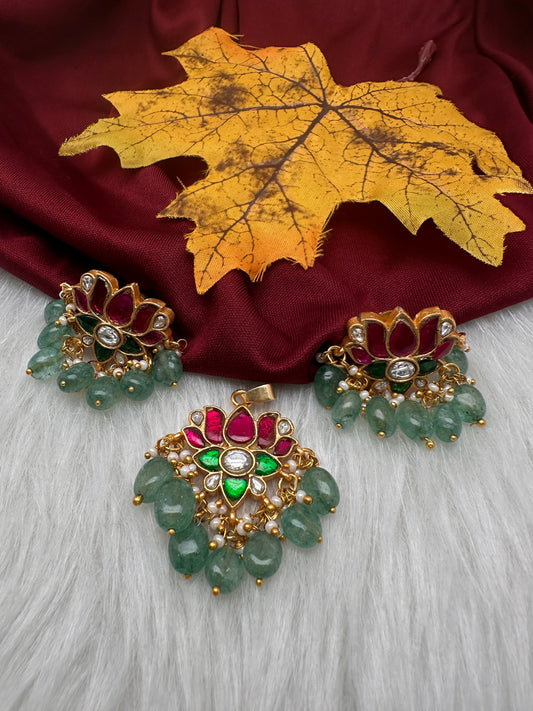 Jadau Kundan Lotus Pendant Set - product photo 1
