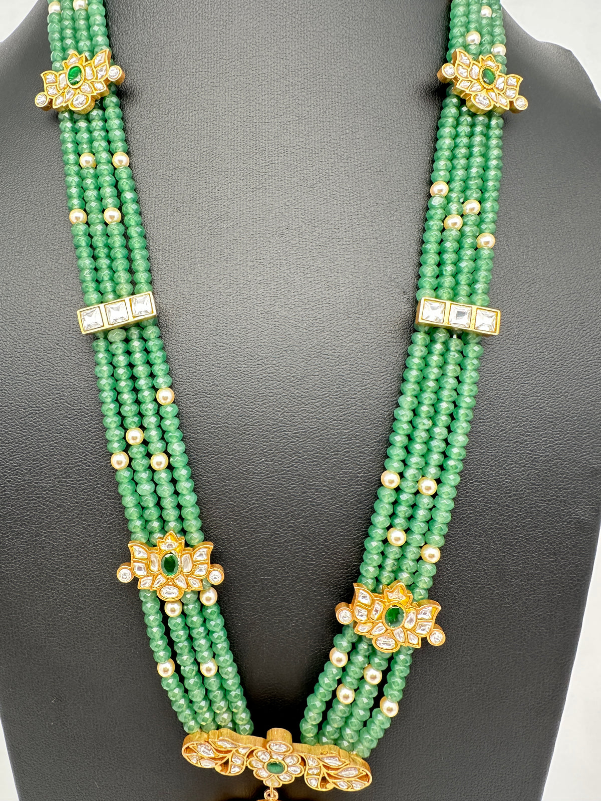 Jadau Kundan Pendent with Emerald Beads Necklace - 