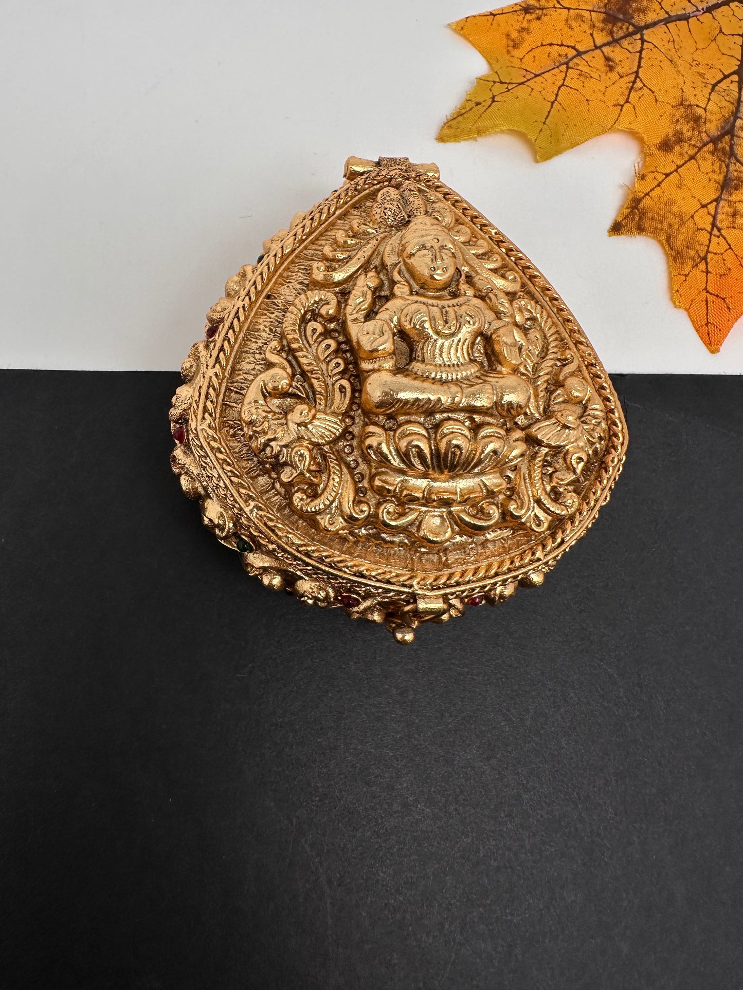 Goddess Lakshmi Red Green Stone Matte Finish Kumkum Box Bharani - 