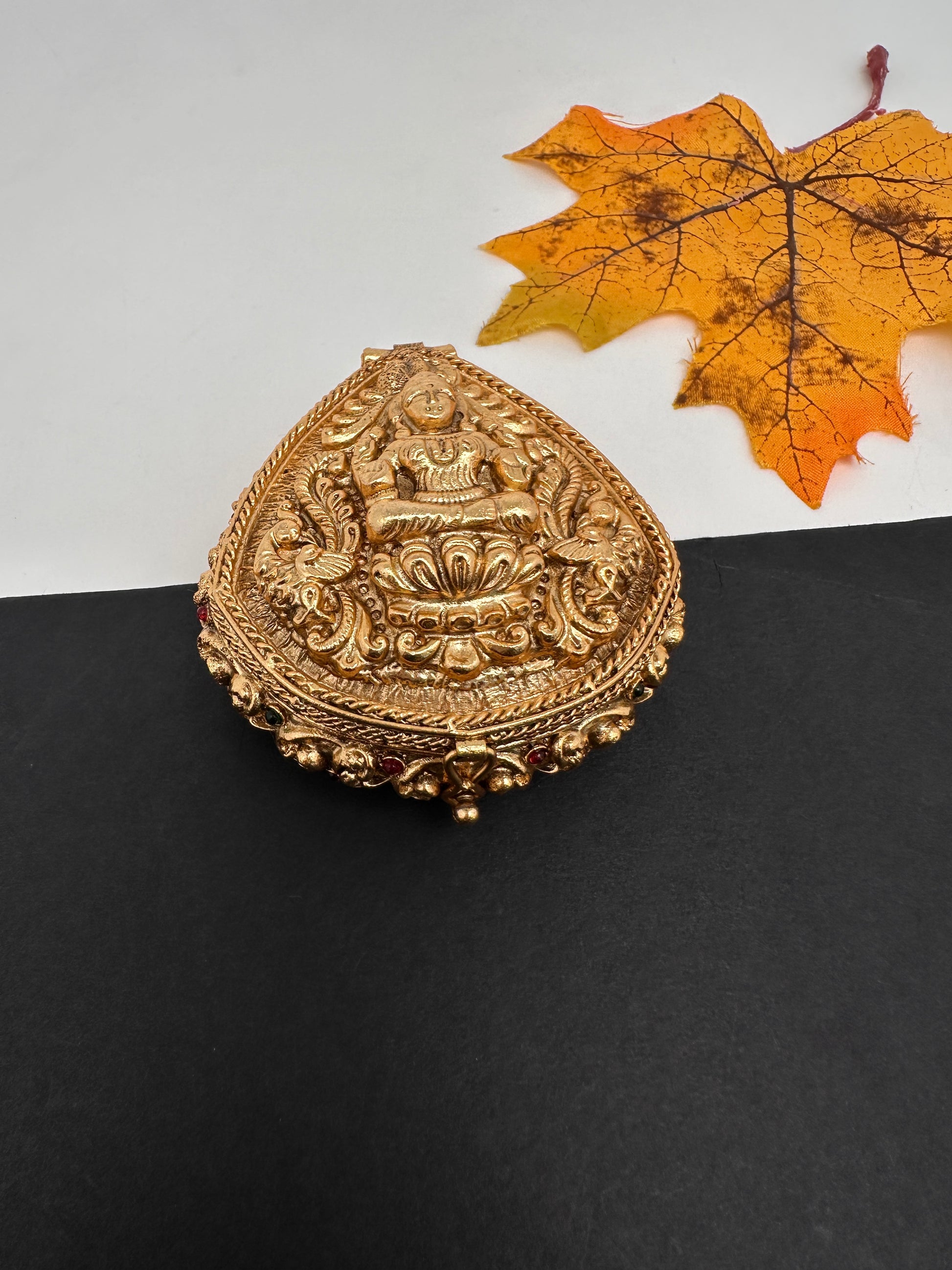 Goddess Lakshmi Red Green Stone Matte Finish Kumkum Box Bharani - 