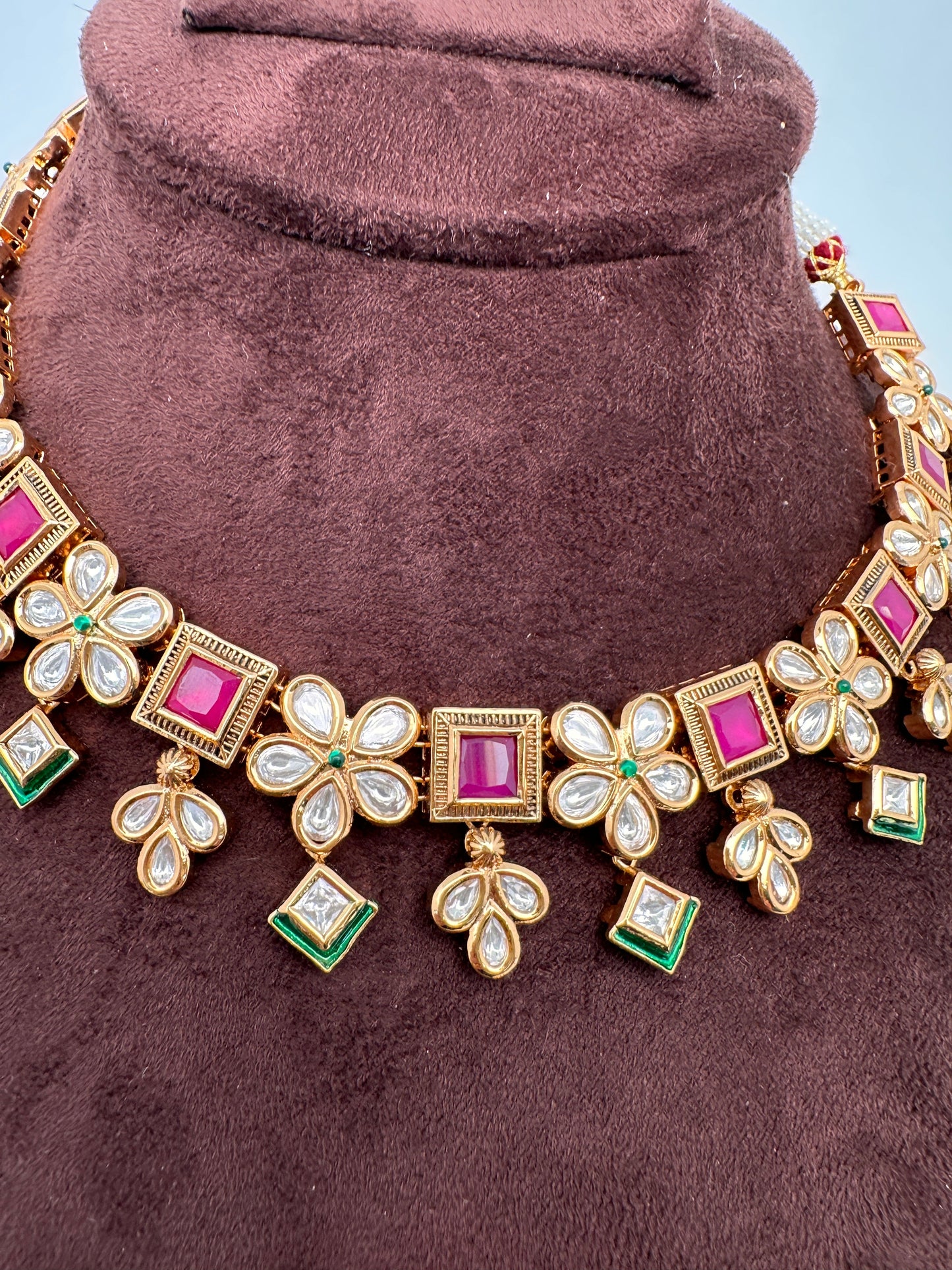 Kundan Red Stone Neckline Necklace