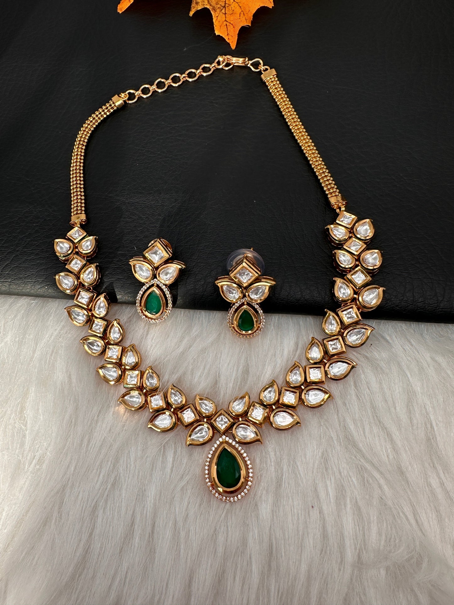Kundan Green Stone Short Necklace