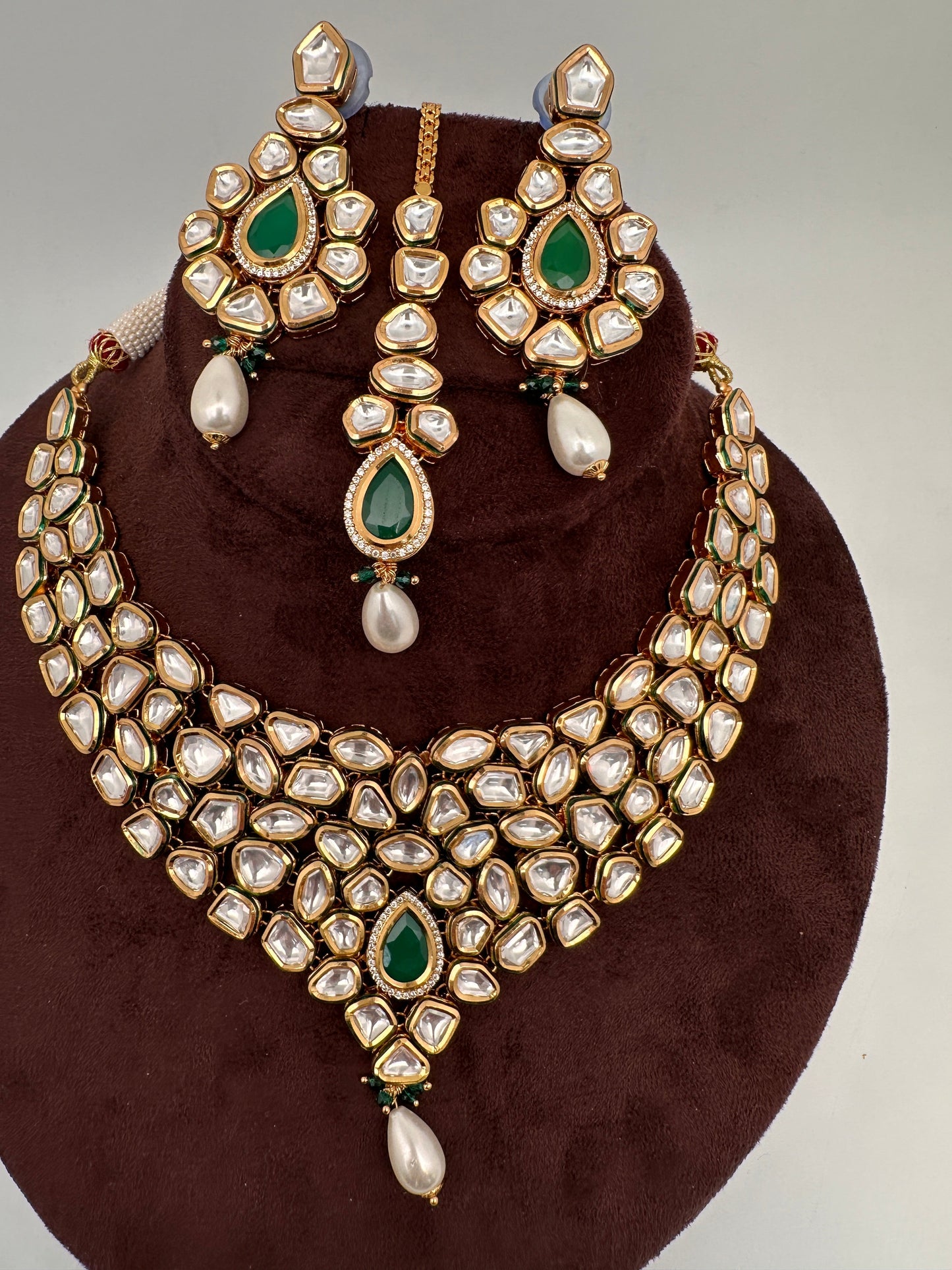 Kundan Green Stone Bridal Necklace comes with Earrings and Mang Tika