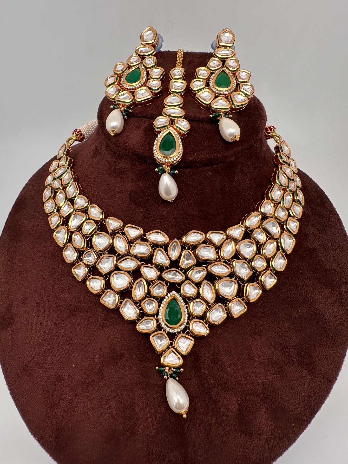 Kundan Green Stone Bridal Necklace comes with Earrings and Mang Tika