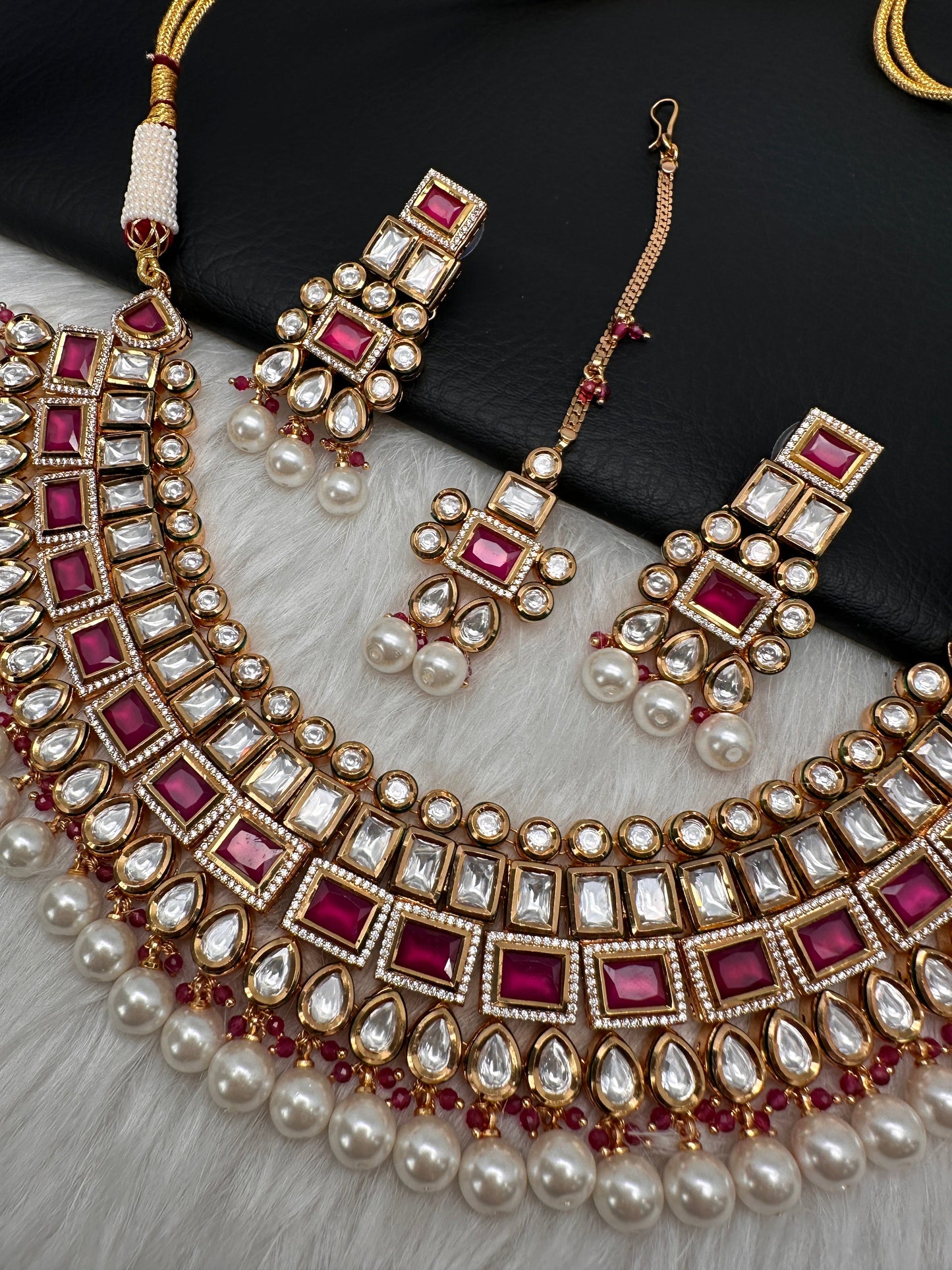 Kundan Red Stone Bridal Necklace comes with Earrings and Mang Tika