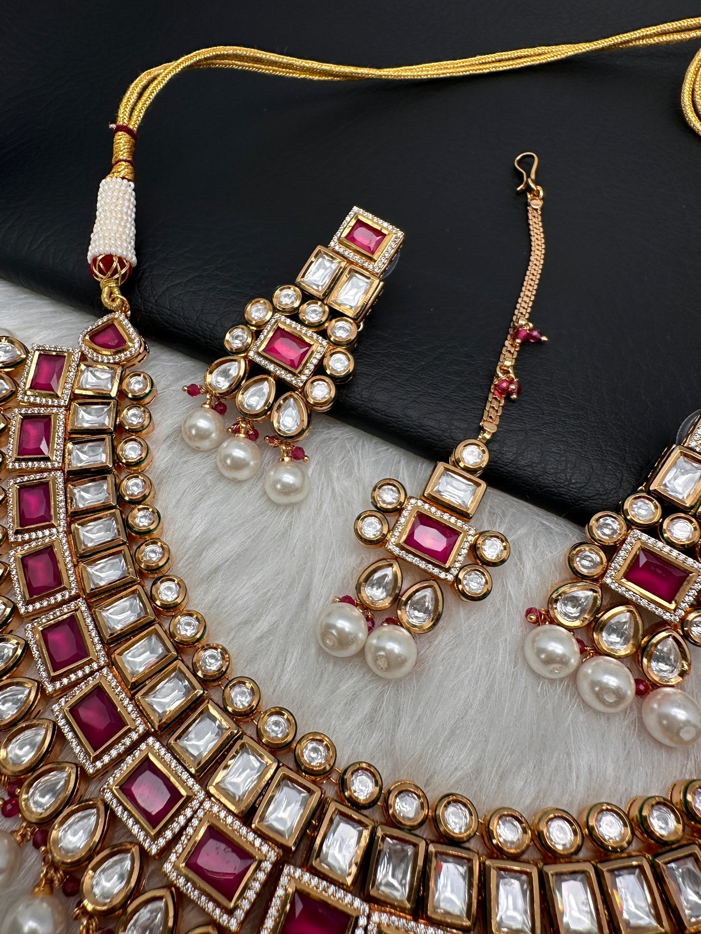 Kundan Red Stone Bridal Necklace comes with Earrings and Mang Tika