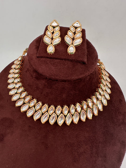 Kundan Neckline Necklace