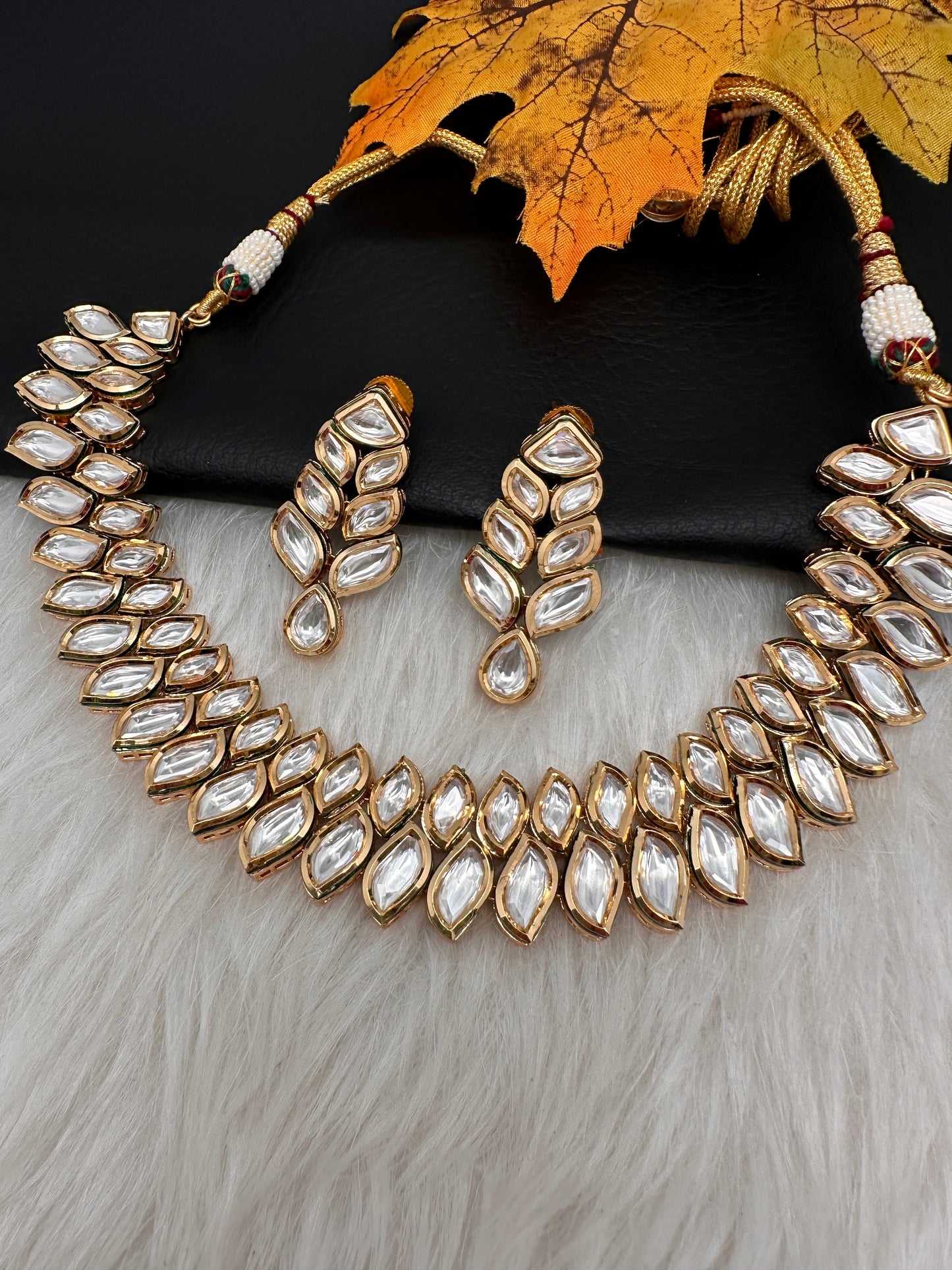Kundan Neckline Necklace